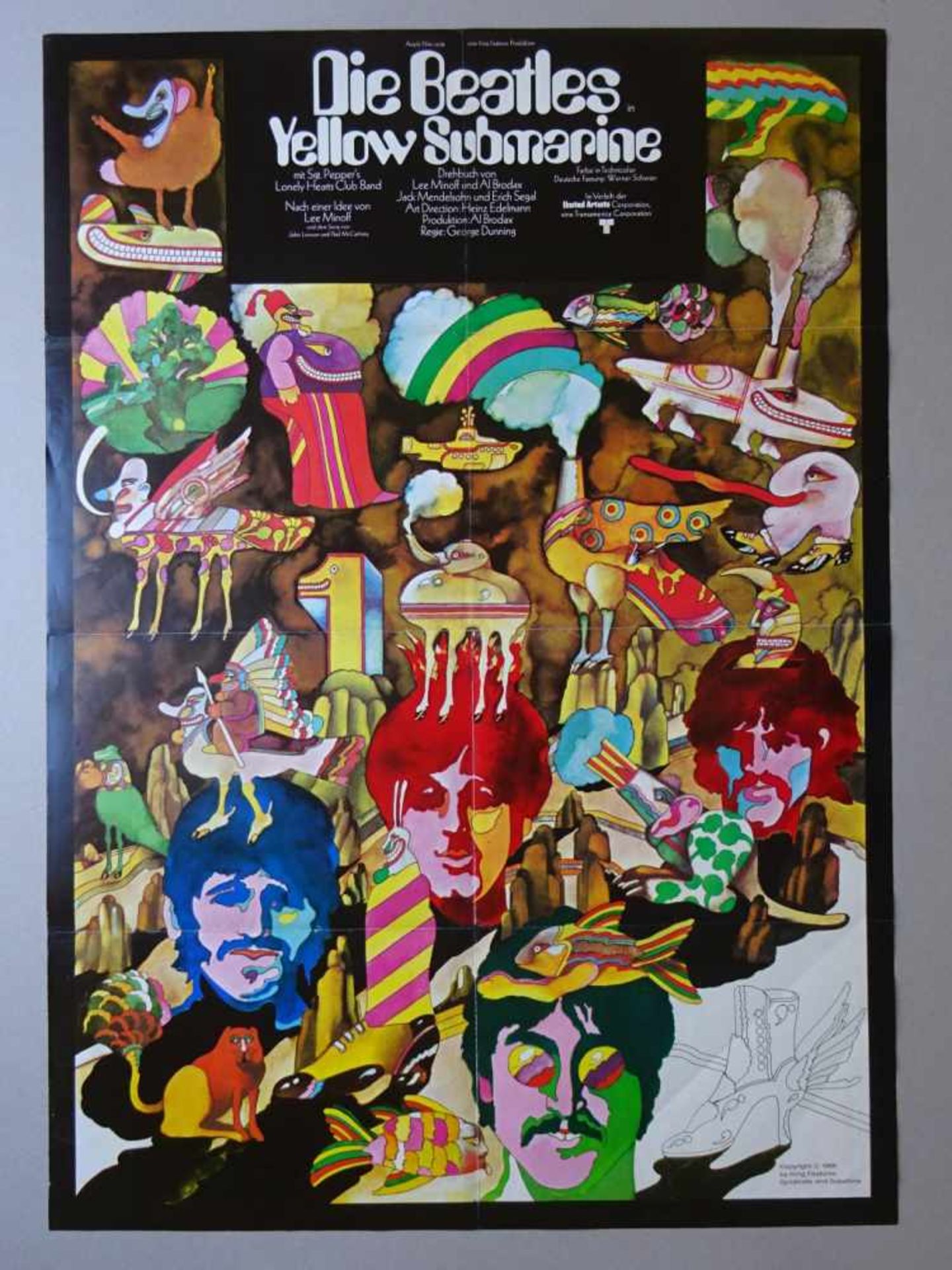 Plakate.-Die Beatles in Hi- Hi Hilfe!. Farbiges Offset-Filmplakat von 1965. 83 x 60 cm.Roter - Bild 4 aus 6