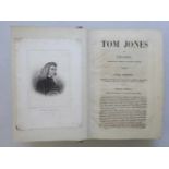 Fielding, (H.).Tom Jones. Traduit de l'anglais par de la Place. O.O., um 1850. 320 S. Mit zusätzl.