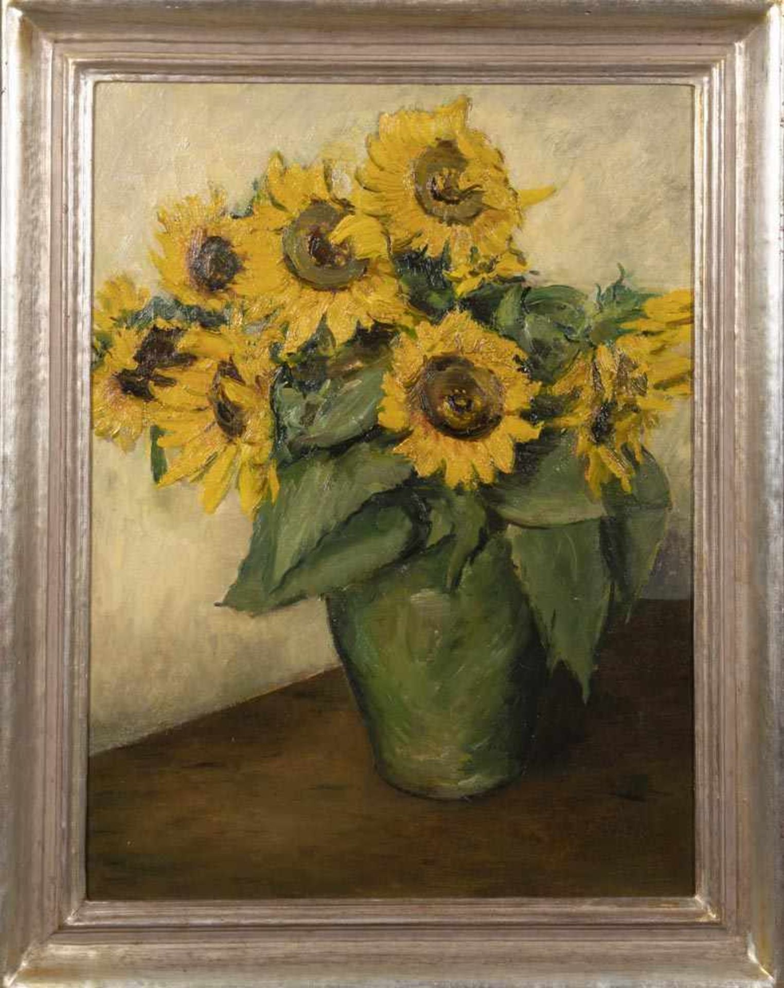 Julie Strathmeyer-Wertz (1898-1989). Sonnenblumen in Vase. Öl/Lw., re./u./sign., gerahmt, 86 x 64