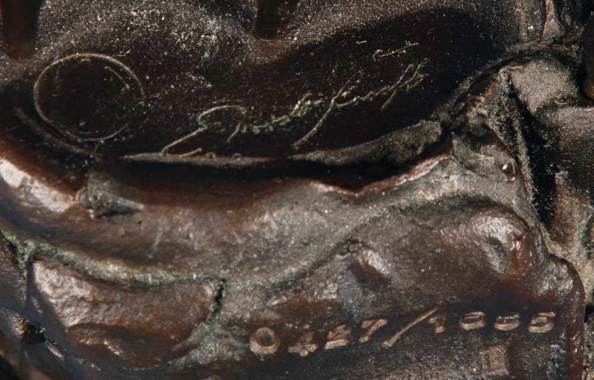 Ernst Fuchs (1930-2015). Venusgürtel. Bronze, verso sign./bez./num. 0427/1685, H=42,7 cm. - Bild 2 aus 2