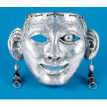 Bele Bachem (1916-2005). Maske. Aluminium, verso monogr. BB, limitierte Auflage 11/50, H=14,5