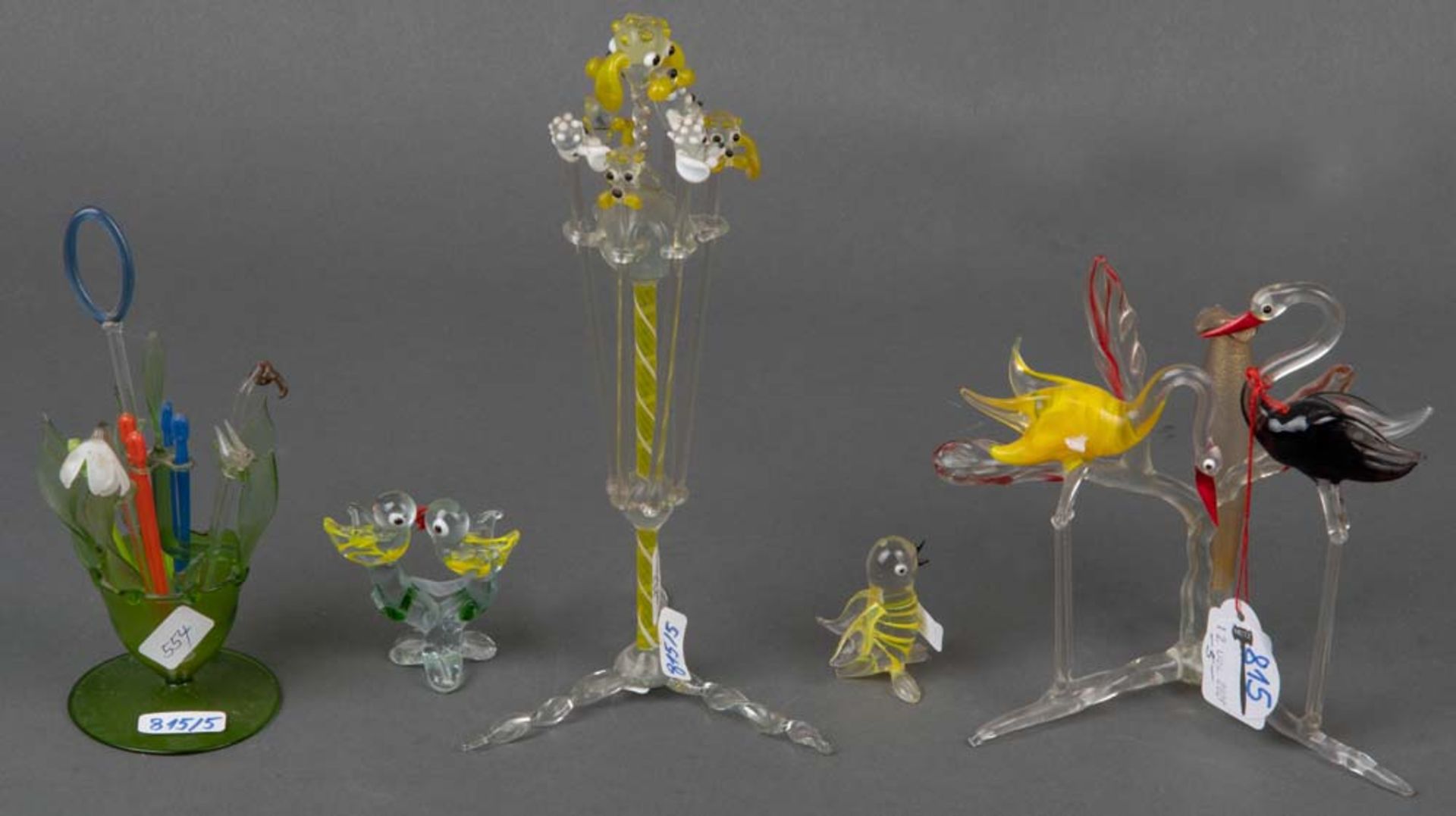 Konvolut Murano-Glas, u.a. div. Vögel und Cocktail-Spieße im Gestell, H=4,5 bis 22 cm.