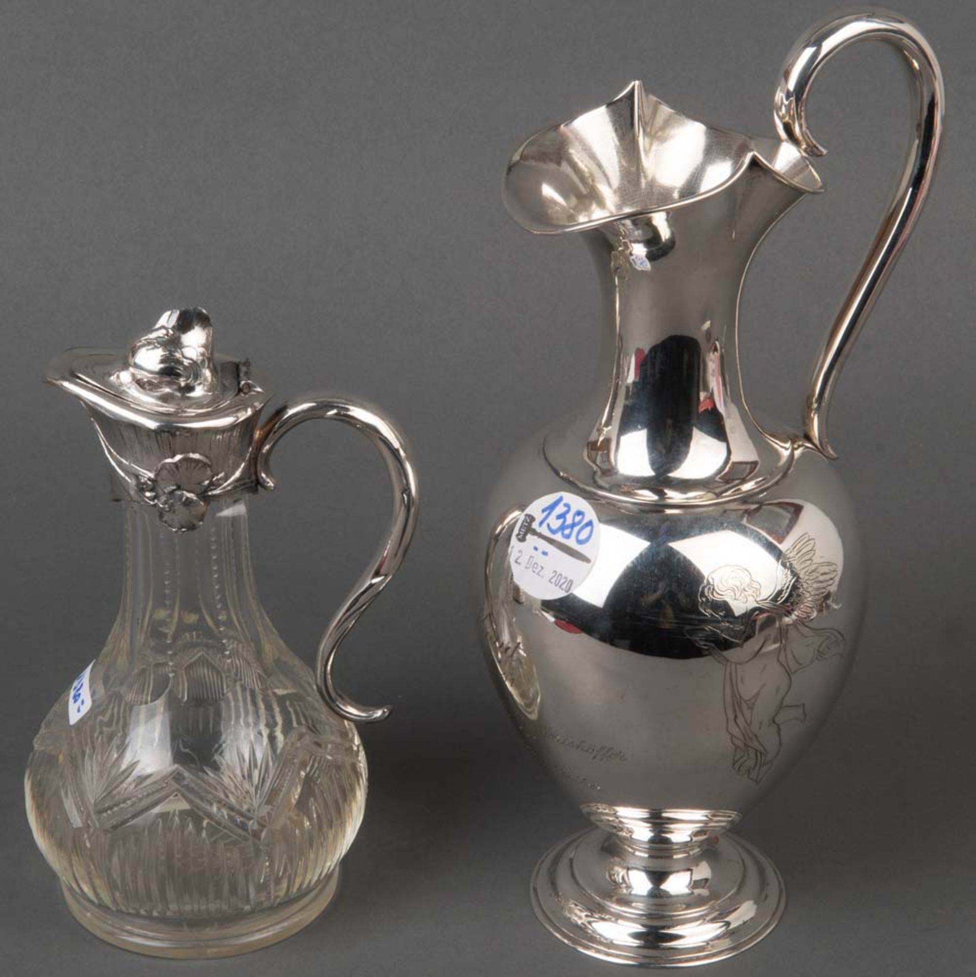 Zwei Karaffen. Kopenhagen, V. Christesen um 1900. 925er Sterlingsilber, ca. 353 g bzw. versilbert, H