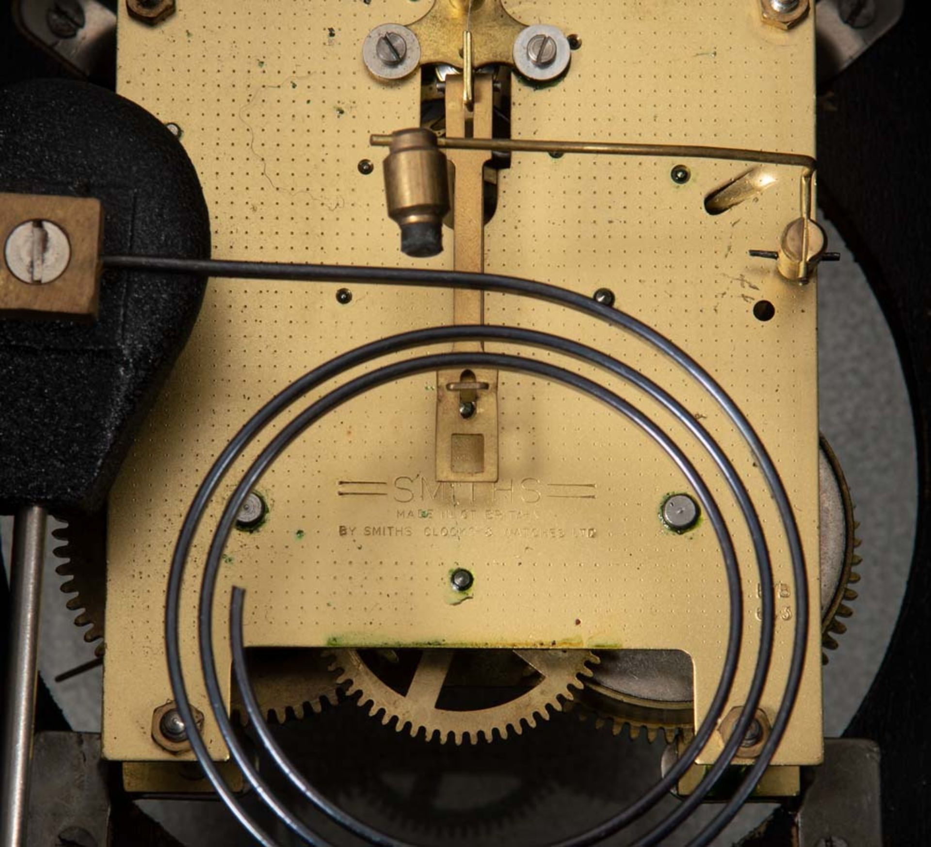 Stockuhr. England 20. Jh. Massivholzgehäuse, Uhrwerk sign. Smith, H=37 cm, B=22,5 cm, T=19,5 cm - Bild 2 aus 2