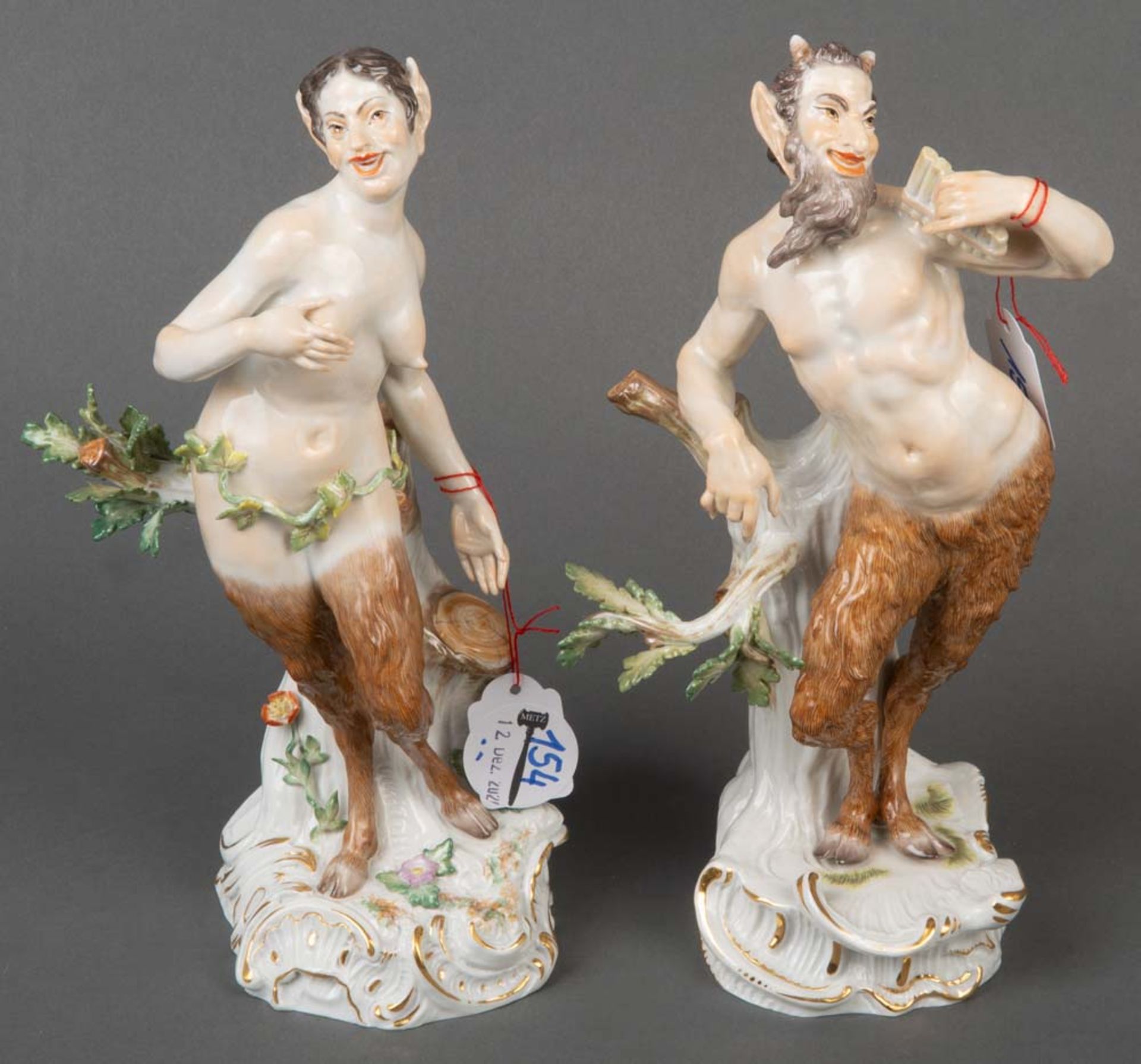 Faunus mit Fauna. Meissen 20. Jh. Porzellan, bunt bemalt. Modell nach Johann Friedrich Eberlein, H=2