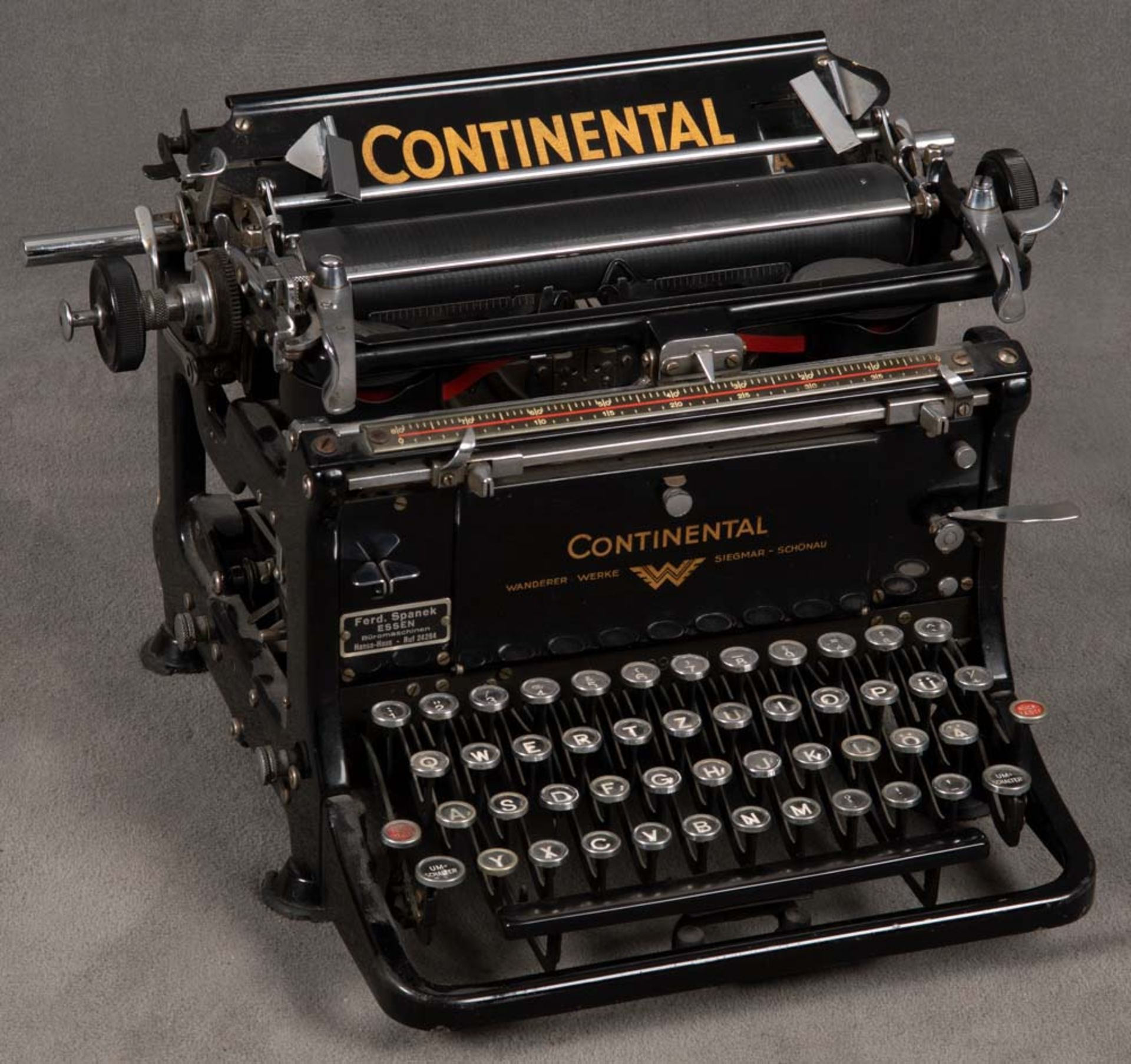 Schreibmaschine, Marke Continental. Siegmar-Schönau, Wanderer-Werke, H=24 cm, B=39 cm, T=35 cm