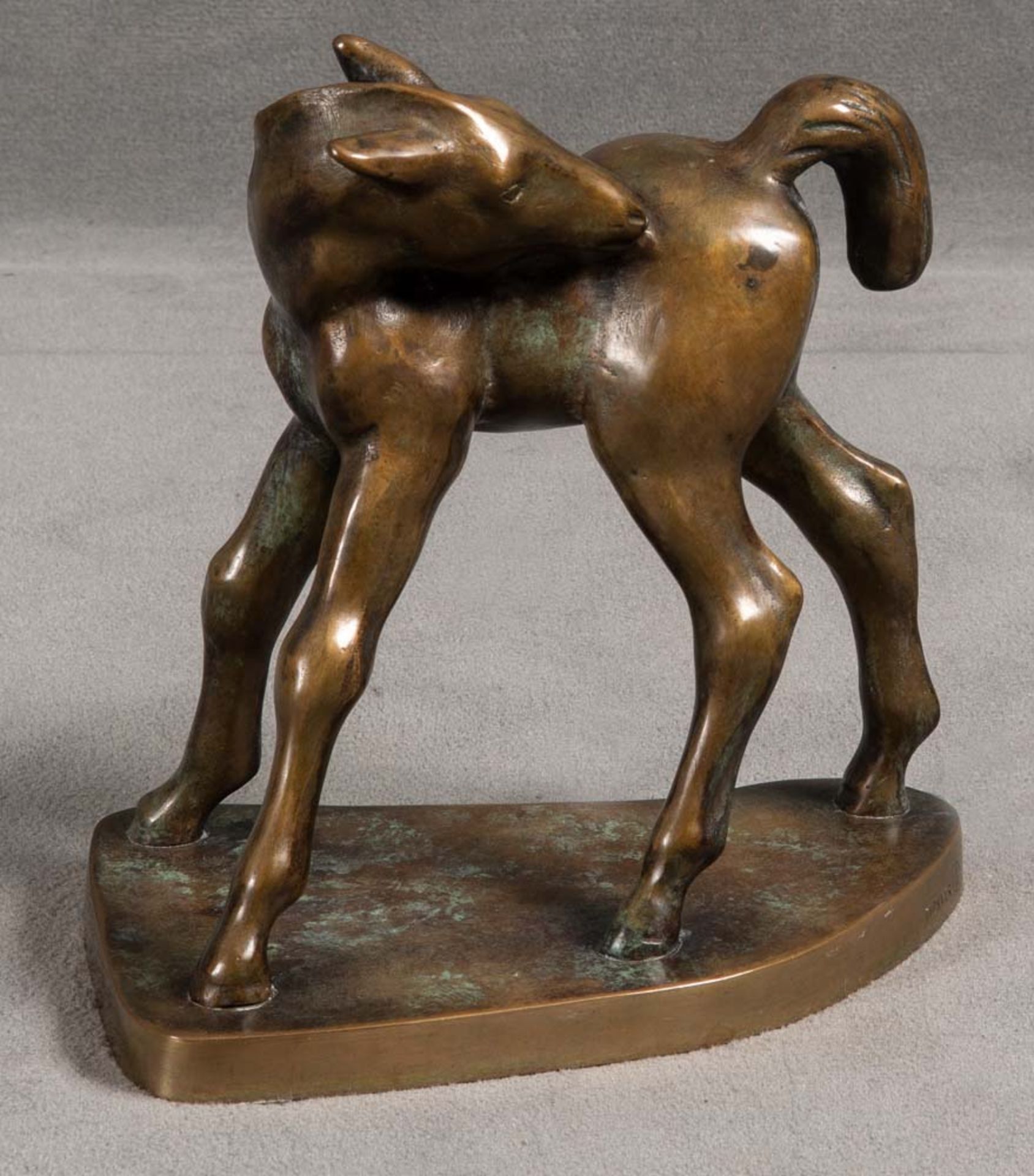 Theodor Eichler (1868-1946). Fohlen. Bronze, am Sockel re./sign., mit Gießerstempel BW, H=25 cm