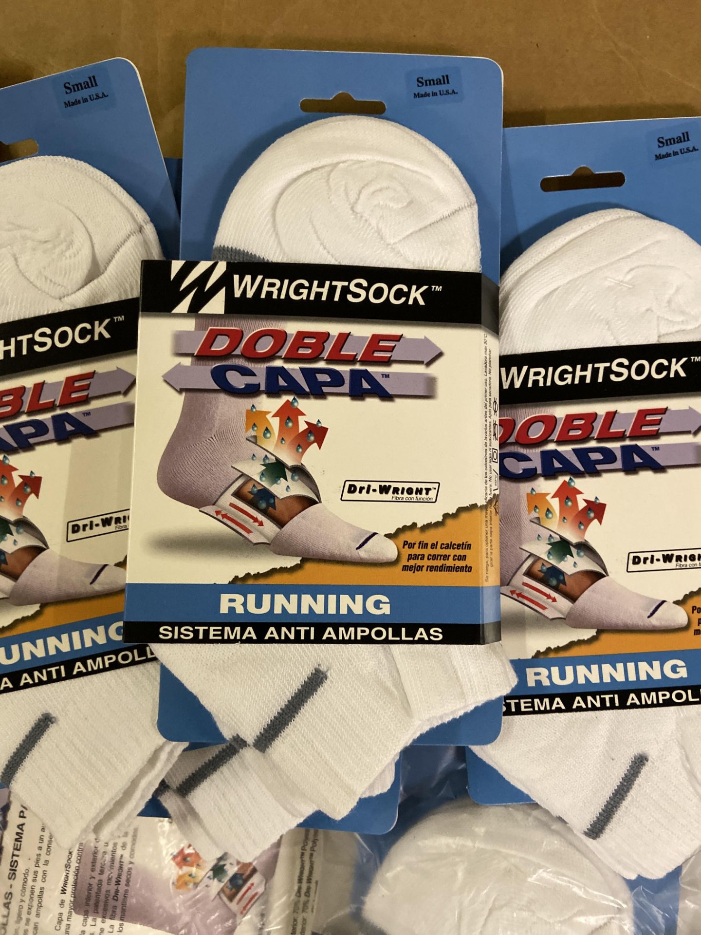 500+ packs of New Socks, Wrightsock Running and Coolmesh, Double Layer, White w. Various Stripes - Image 6 of 7