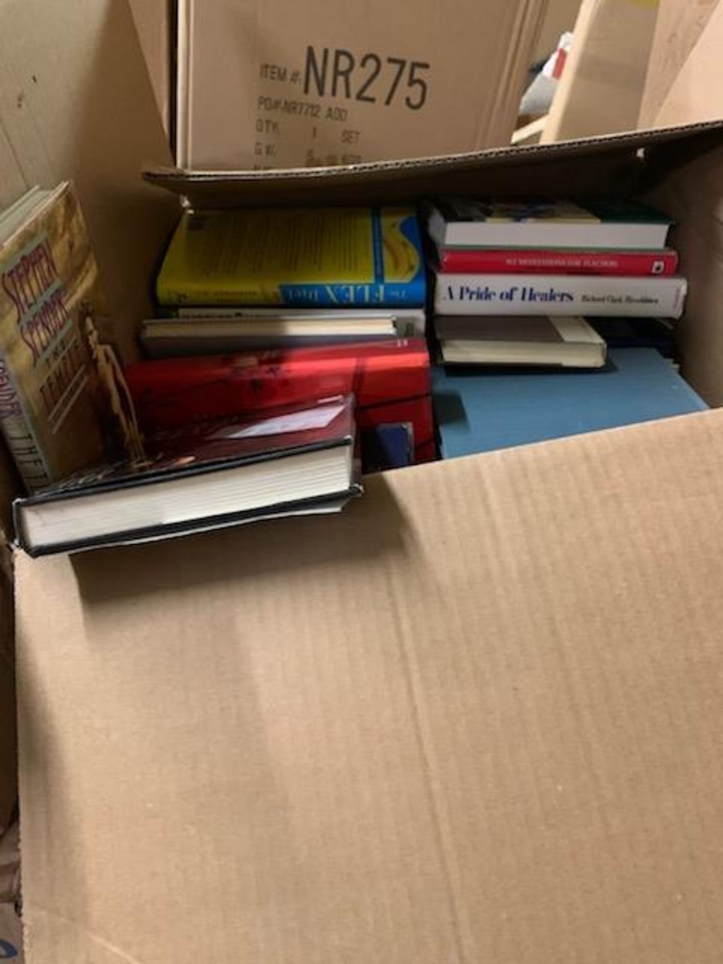 2 Pallets of 3300+ Books, Lightly used - Image 4 of 4
