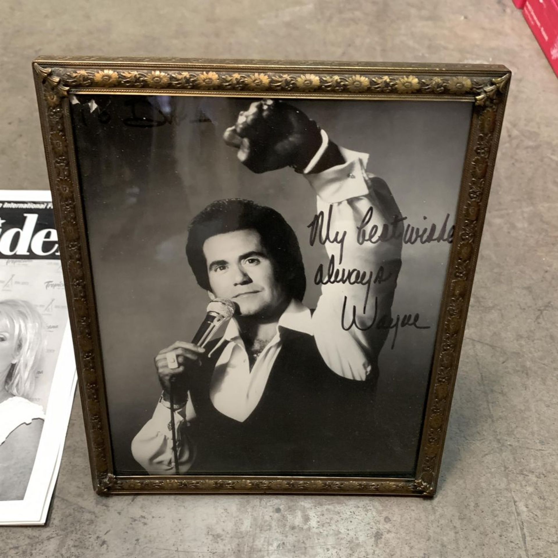 Collection of Wayne Newton Signed Photos and Magazine - Image 4 of 4