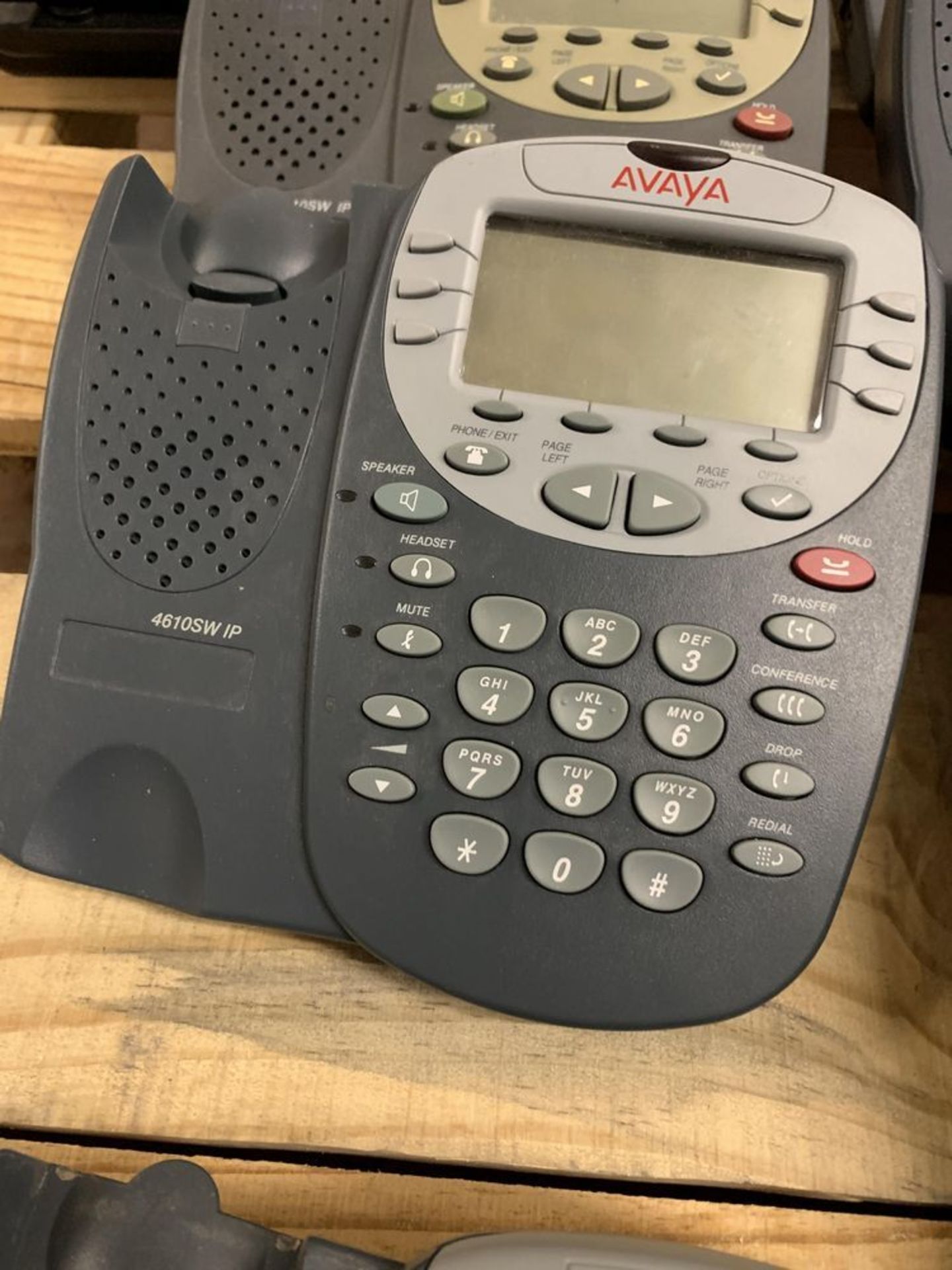 7 AVAYA PHONE HANDSETS, MODEL 4610SW IPALL ITEMS ARE SOLD AS IS UNTESTED BUT CAME FROM A WORKING - Image 3 of 4