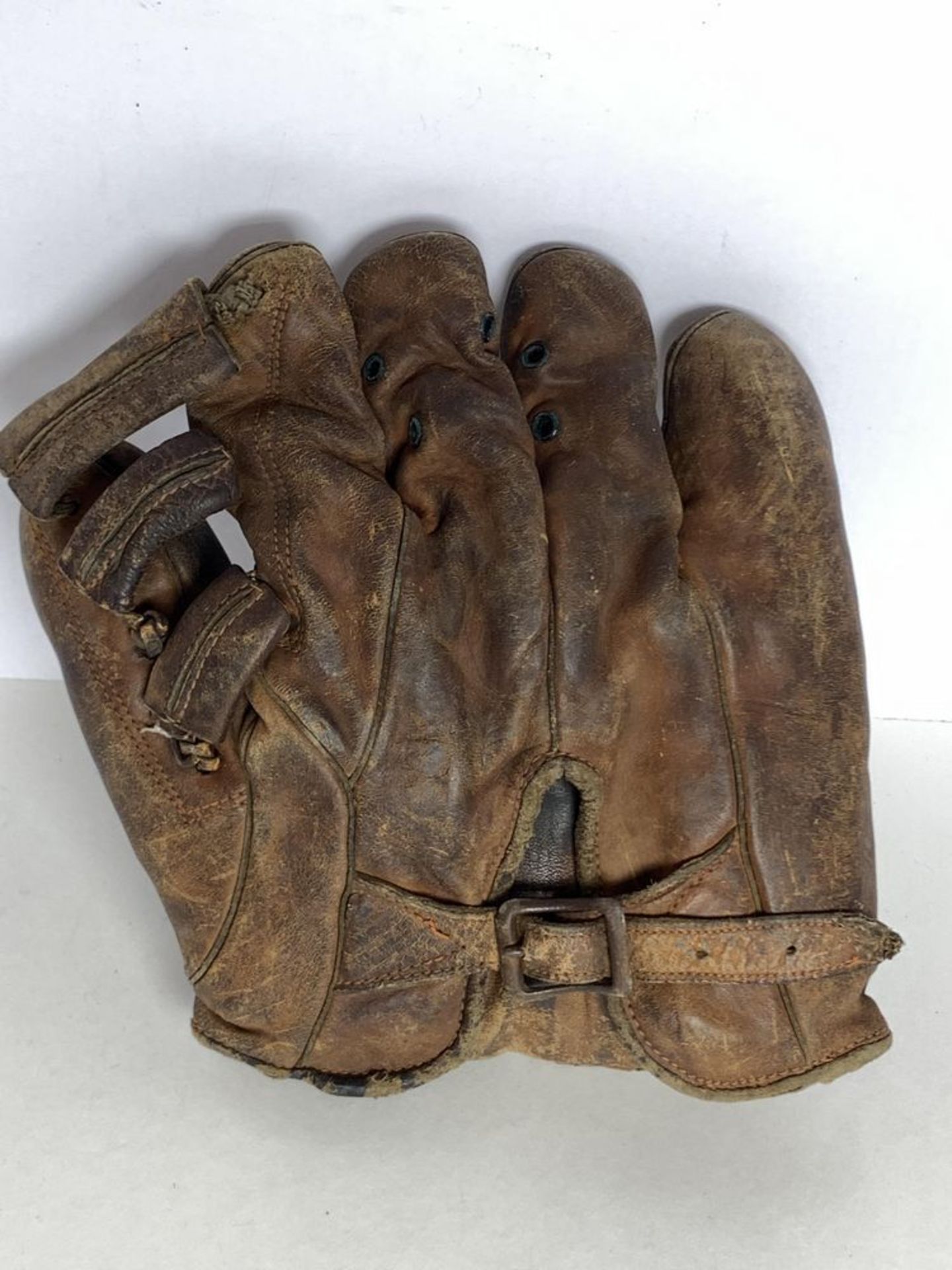 3 Vintage Baseball Gloves and Balls, Sports Memorabilia - Image 3 of 9