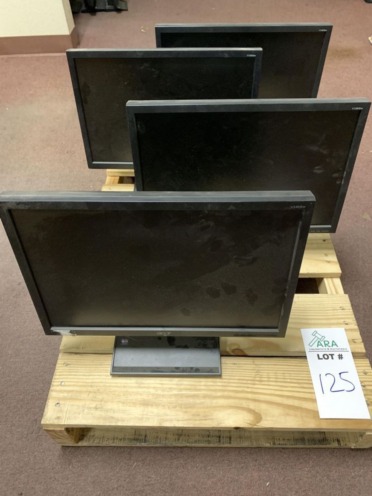 4 ACER V193W COMPUTER MONITORS. ALL ITEMS ARE SOLD AS IS UNTESTED BUT CAME FROM A WORKING - Image 2 of 3
