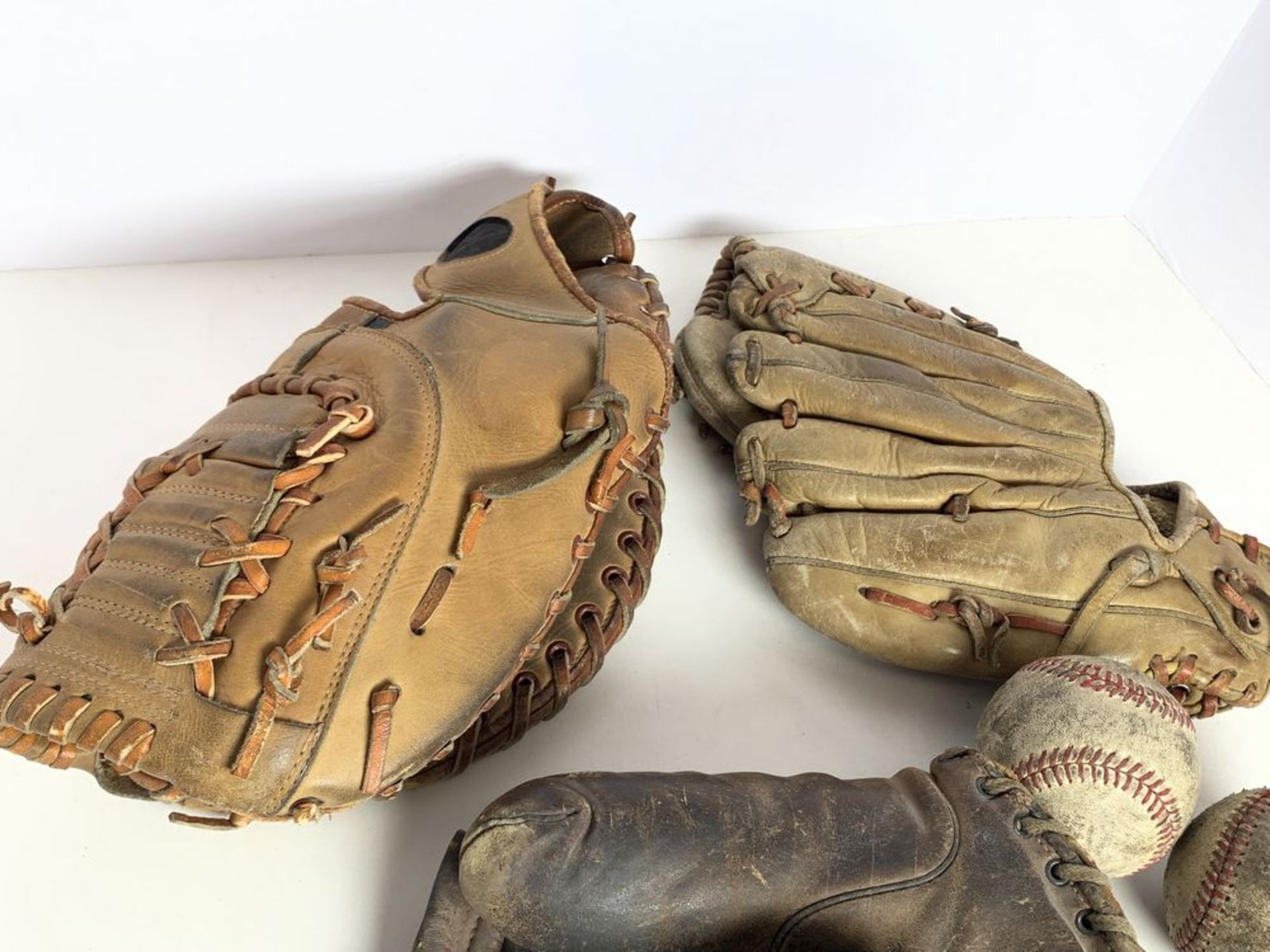 3 Vintage Baseball Gloves and Balls, Sports Memorabilia - Image 8 of 9