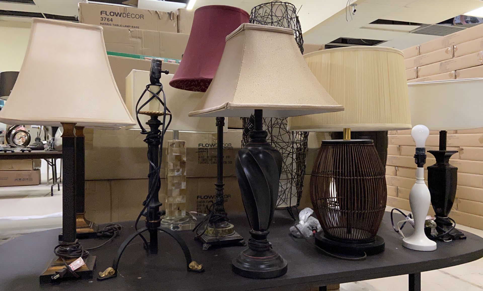 11 New Decorative Luxury Lamps with Shades - Image 3 of 6