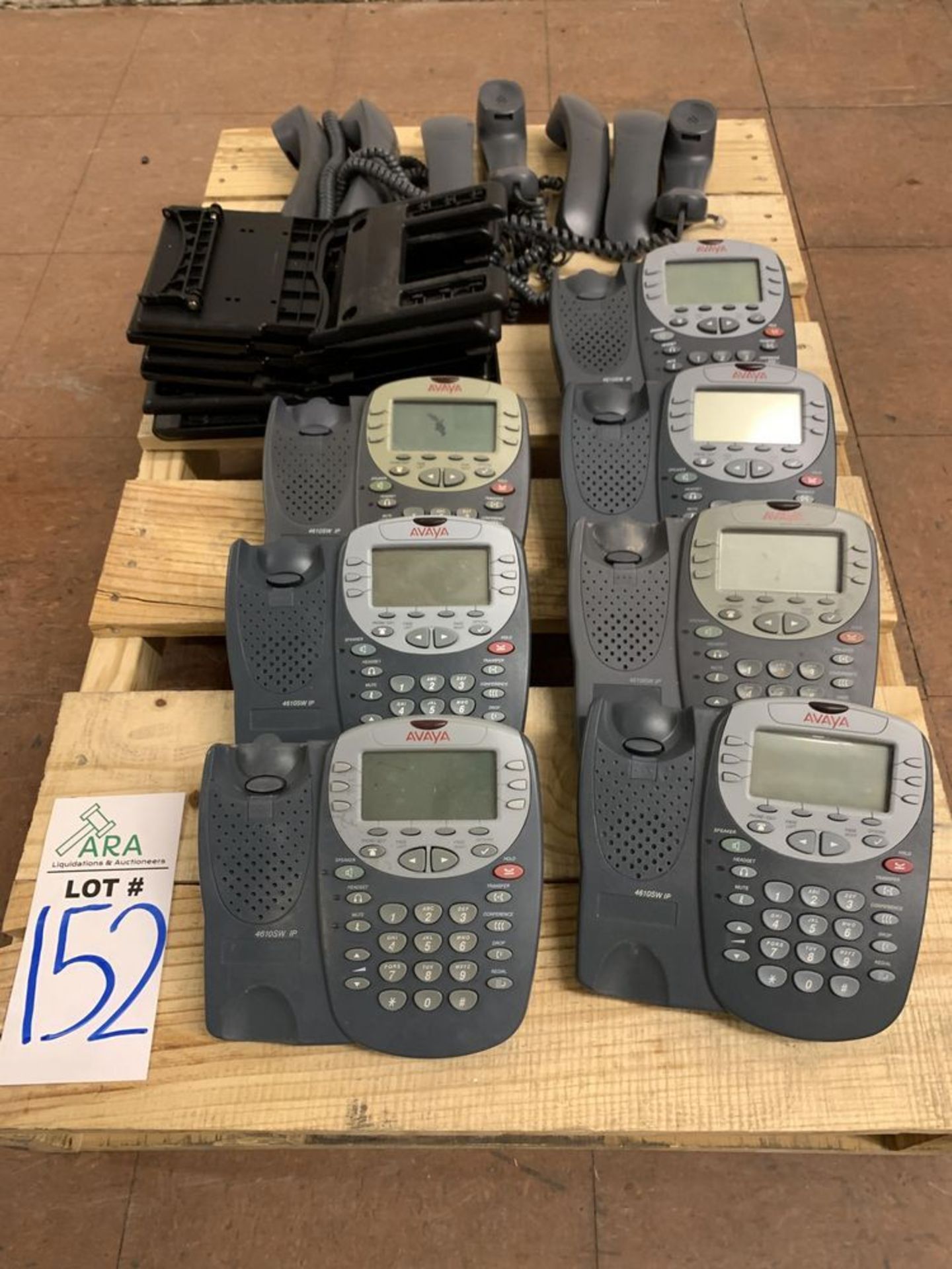 7 AVAYA PHONE HANDSETS, MODEL 4610SW IPALL ITEMS ARE SOLD AS IS UNTESTED BUT CAME FROM A WORKING - Image 2 of 4
