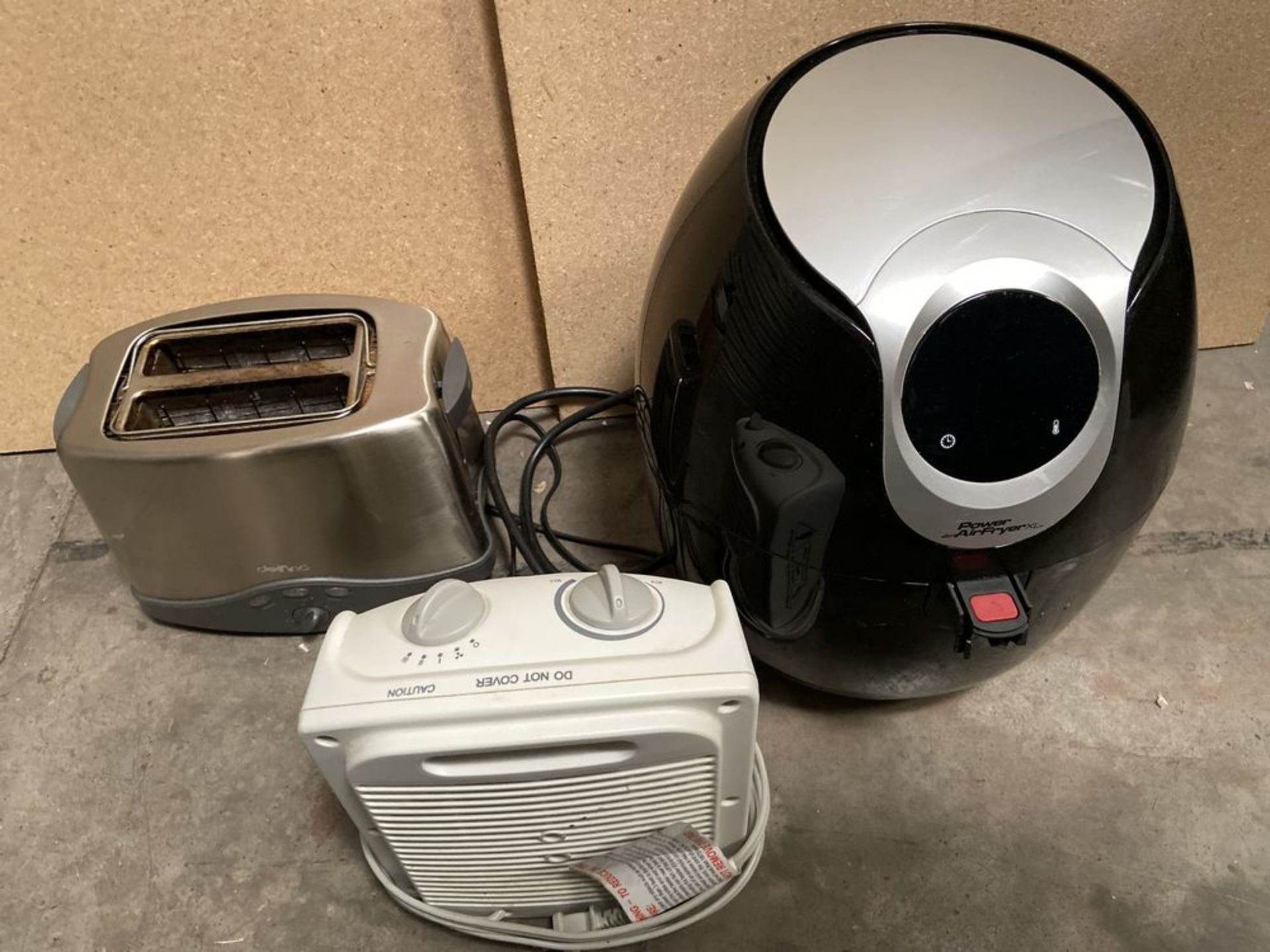 Mixed lot of Home appliances, Air Flier, Toaster and Space Heater - Image 2 of 5