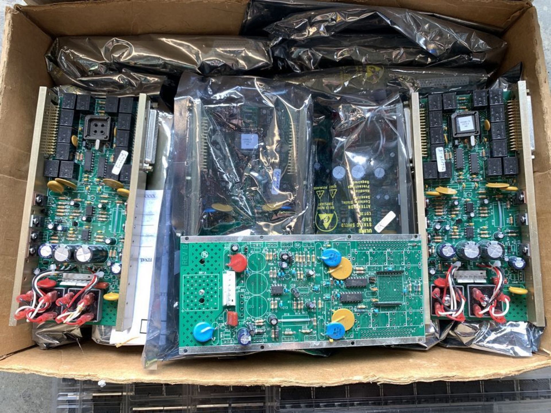 Mixed Lot of Computer Boards and Modular Ports, Ship from or pick up in Los Angeles - Image 3 of 4