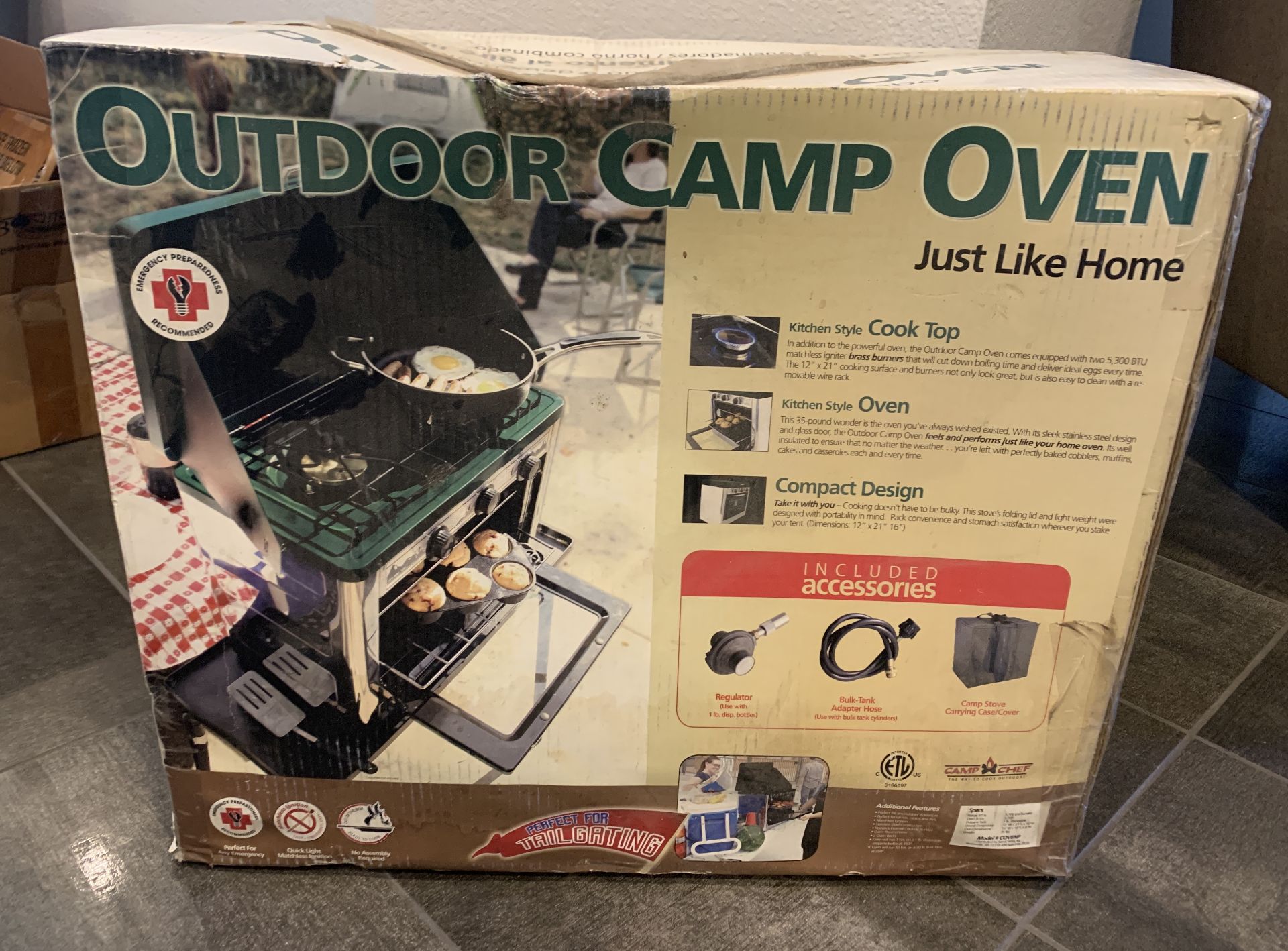 OUTDOOR CAMP OVEN SEALED IN ORIGINAL BOX