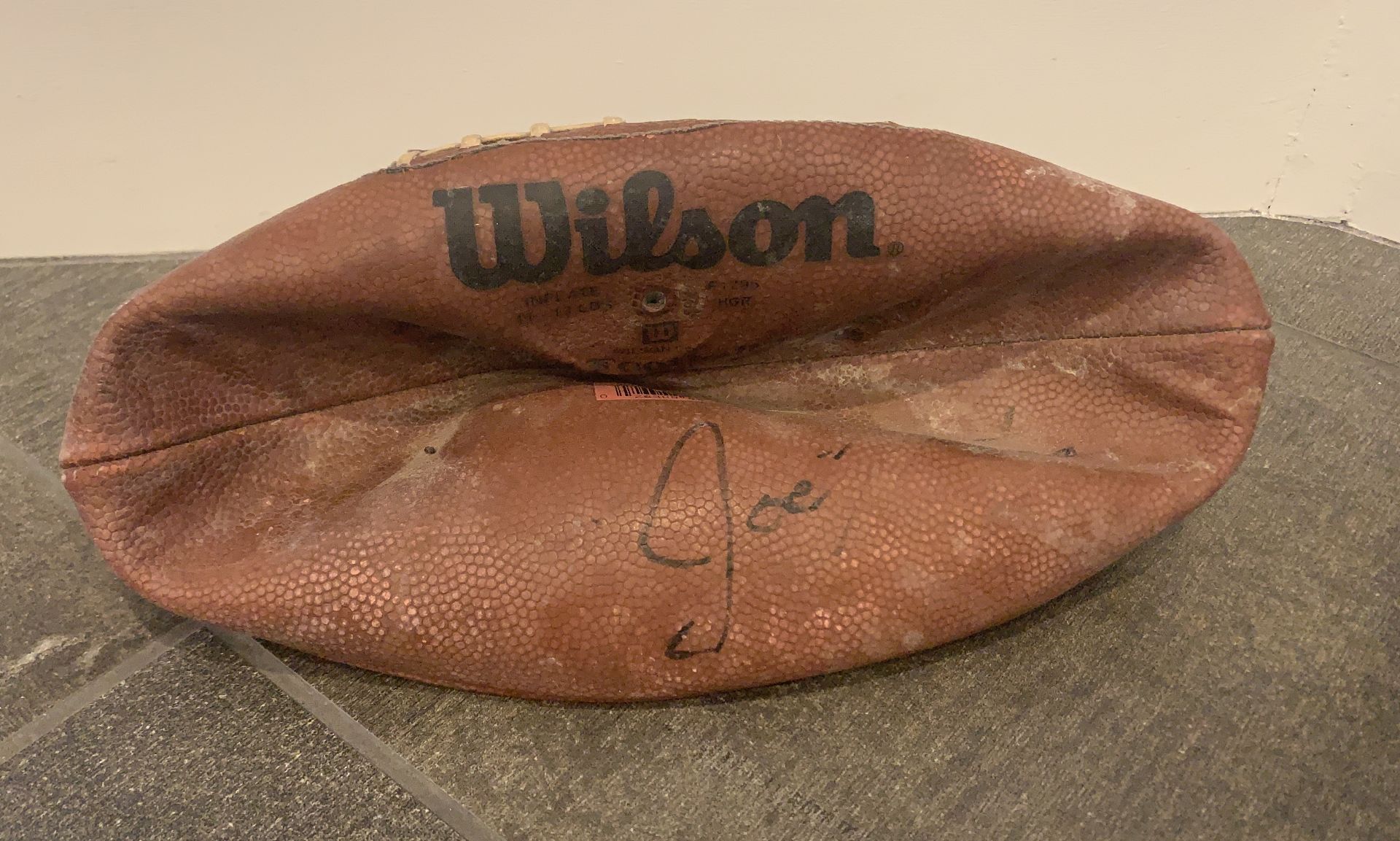 JOE MONTANA AUTOGRAPHED FOOTBALL - Image 3 of 6