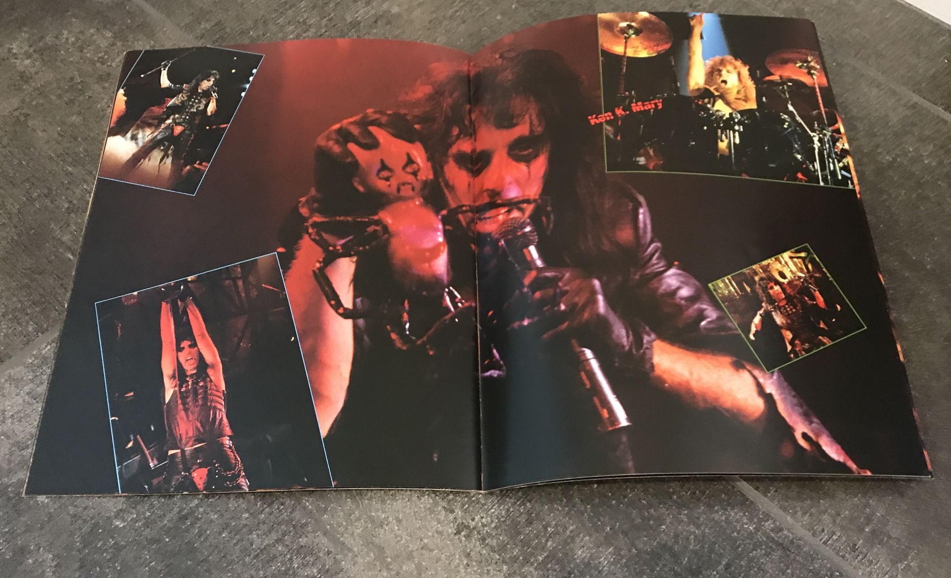 ALICE COOPER RAISE YOUR FIST AND YELL TOUR PROGRAM - Image 3 of 4