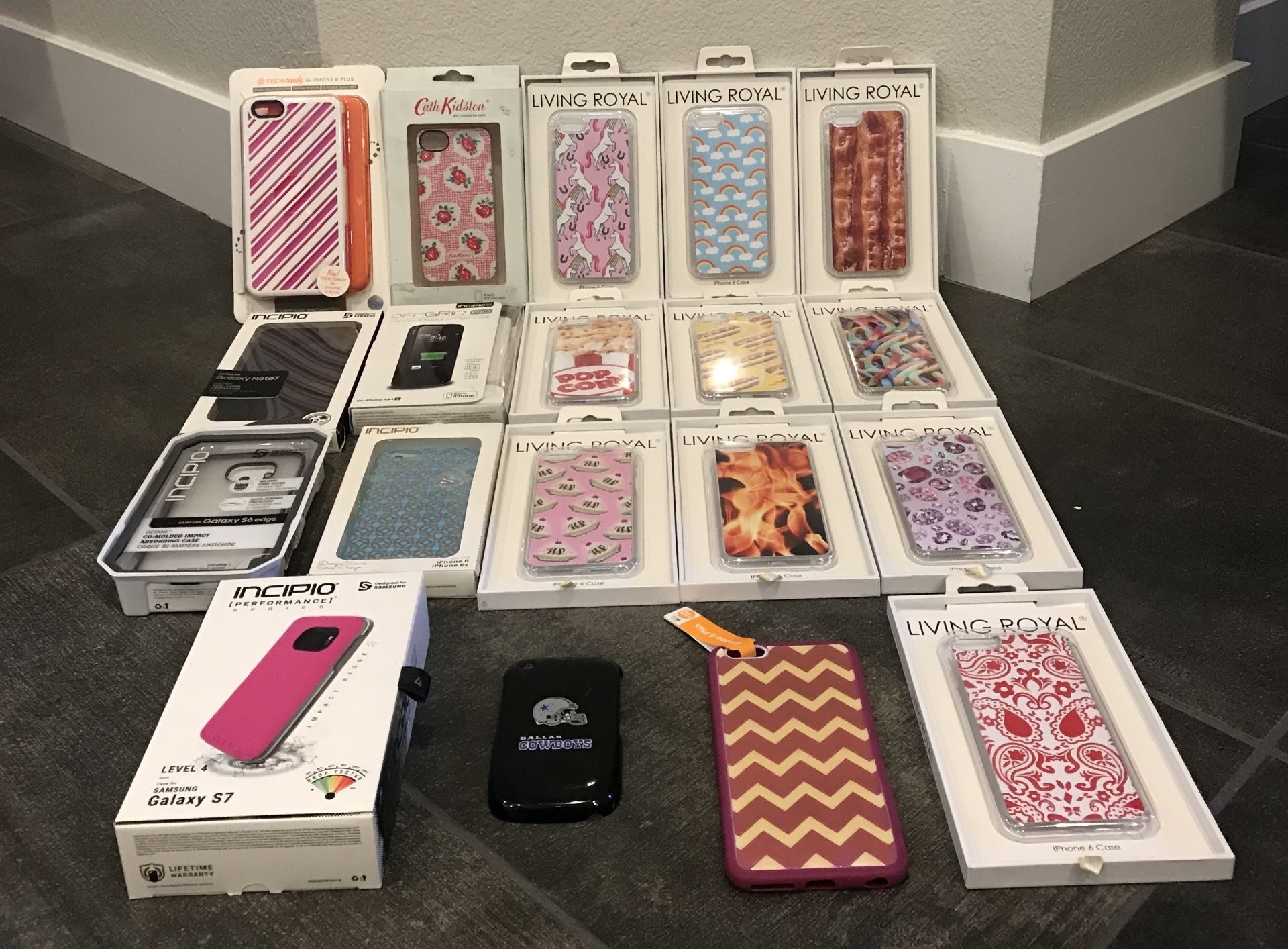 LOT OF 19 ASSORTED CELL PHONE CASES FOR APPLES AND ANDROIDS WITH FUN GRAPHICS - Image 2 of 3