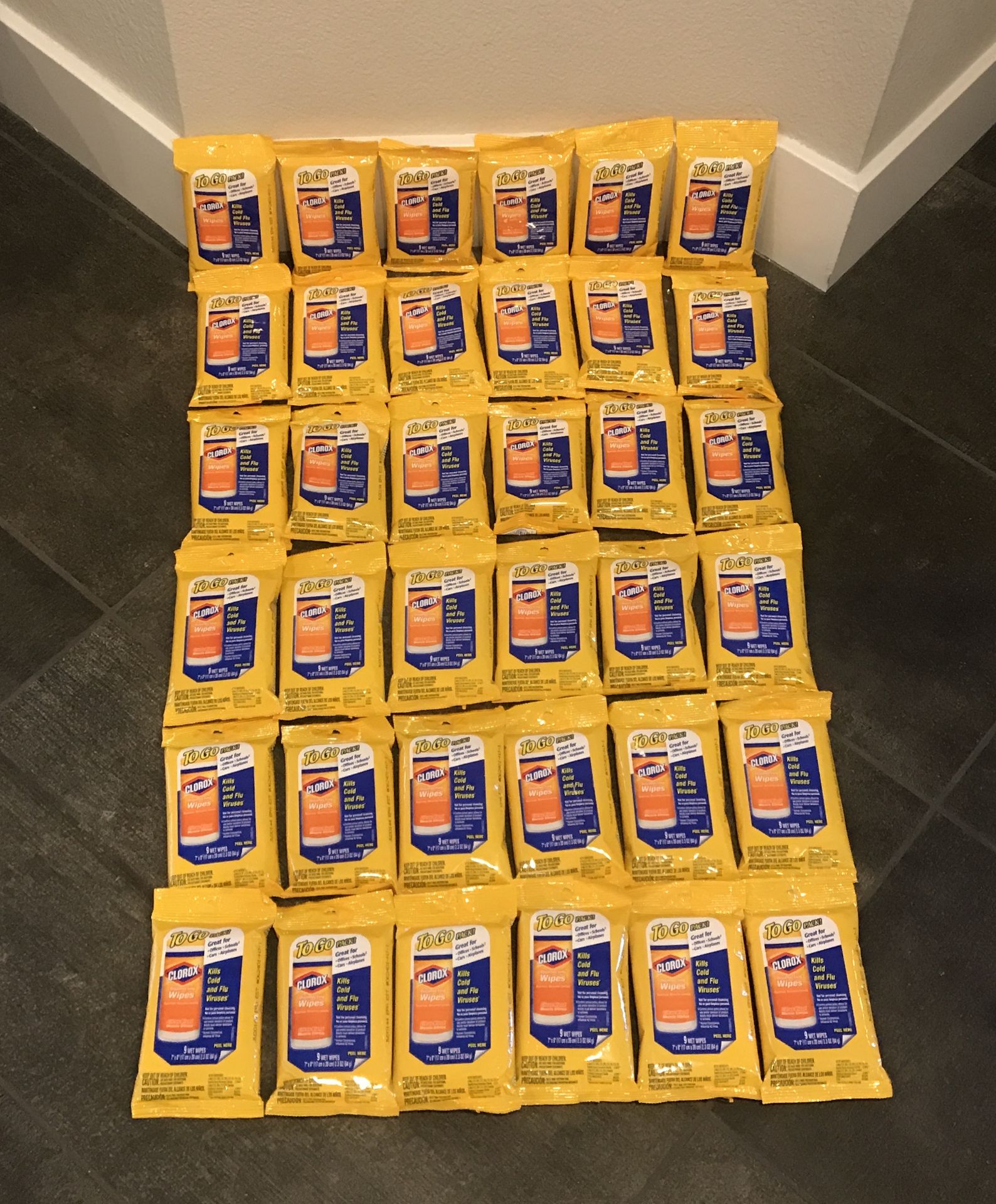 LOT OF 36 TO GO LYSOL WIPES 9 WET WIPES PER PACK, CITRUS BLEND. HARD TO FIND.