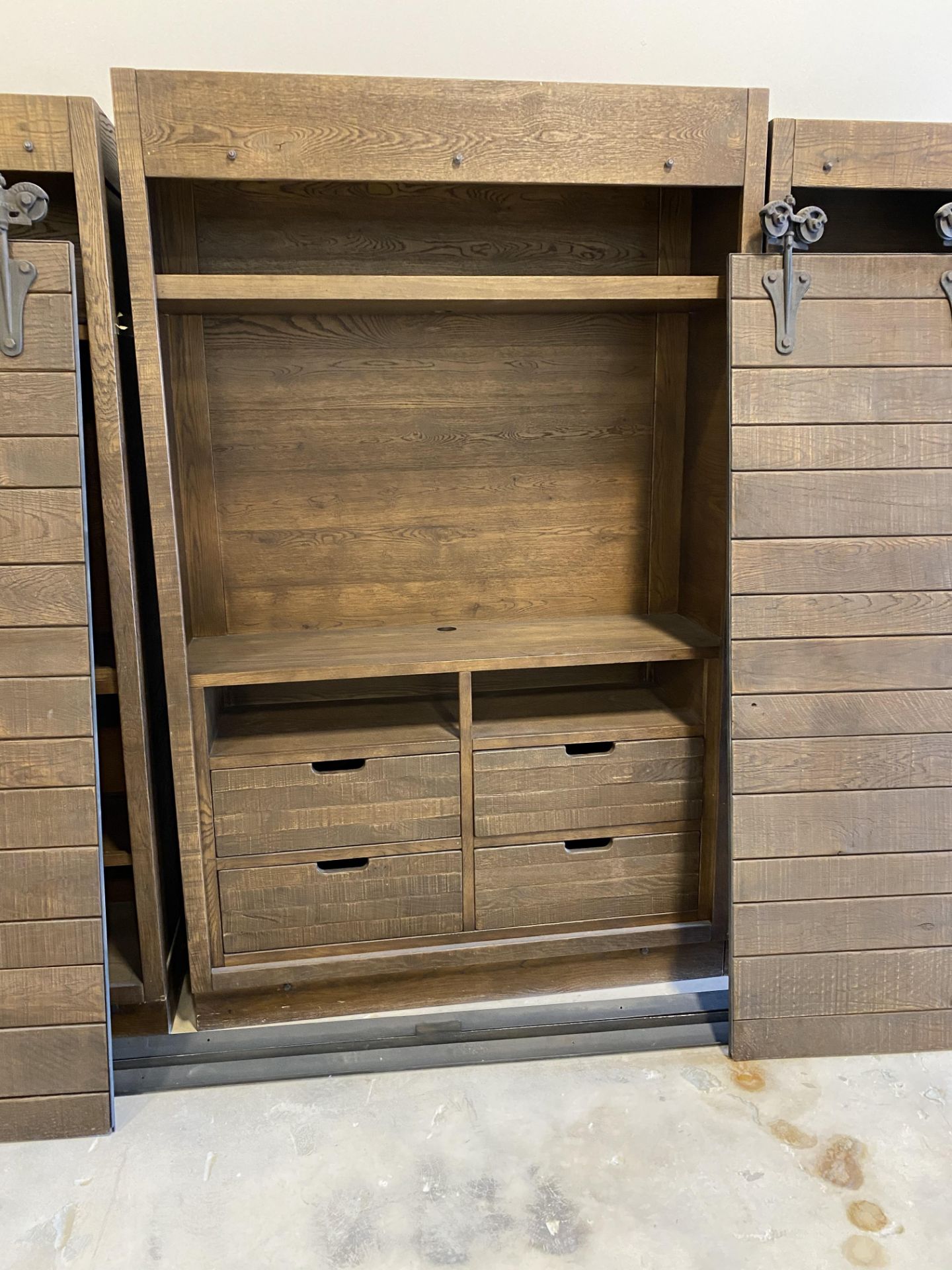 BEAUTIFUL LARGE ENTERTAINMENT UNIT $6000 VALUE WITH BARN STYLE DOORS - Image 5 of 8