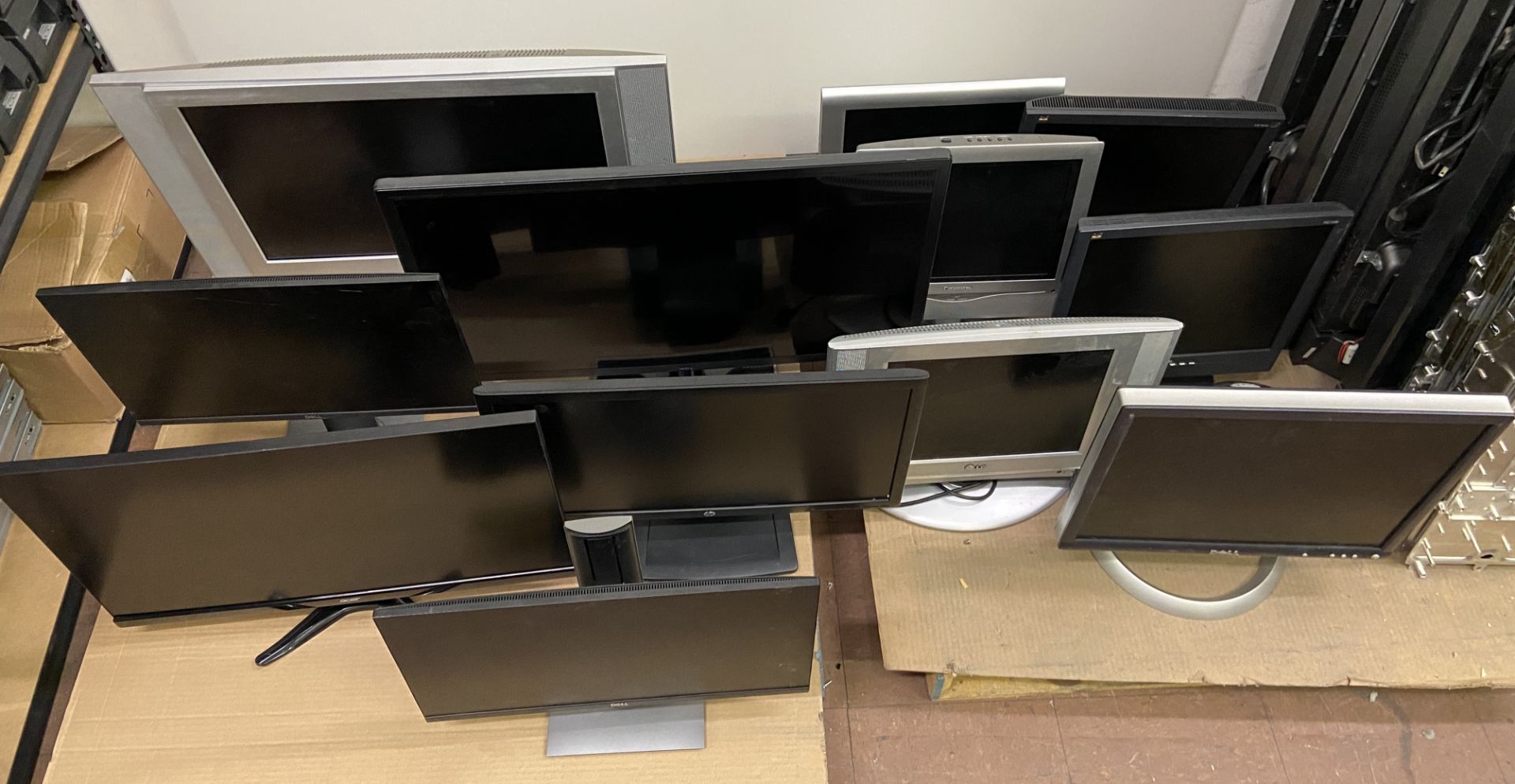 12 Assorted Computer Monitors, Various Brands and Sizes - Image 2 of 6