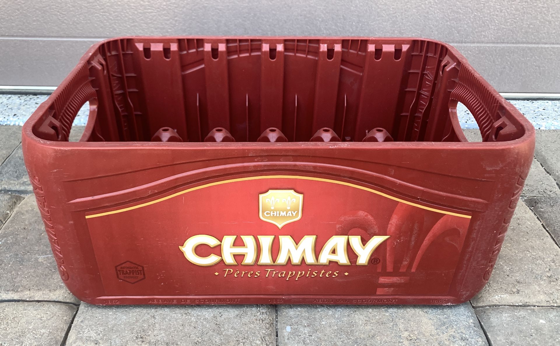 CHIMAY PERES TRAPPISTES DRINK BEER CRATE PLASTIC