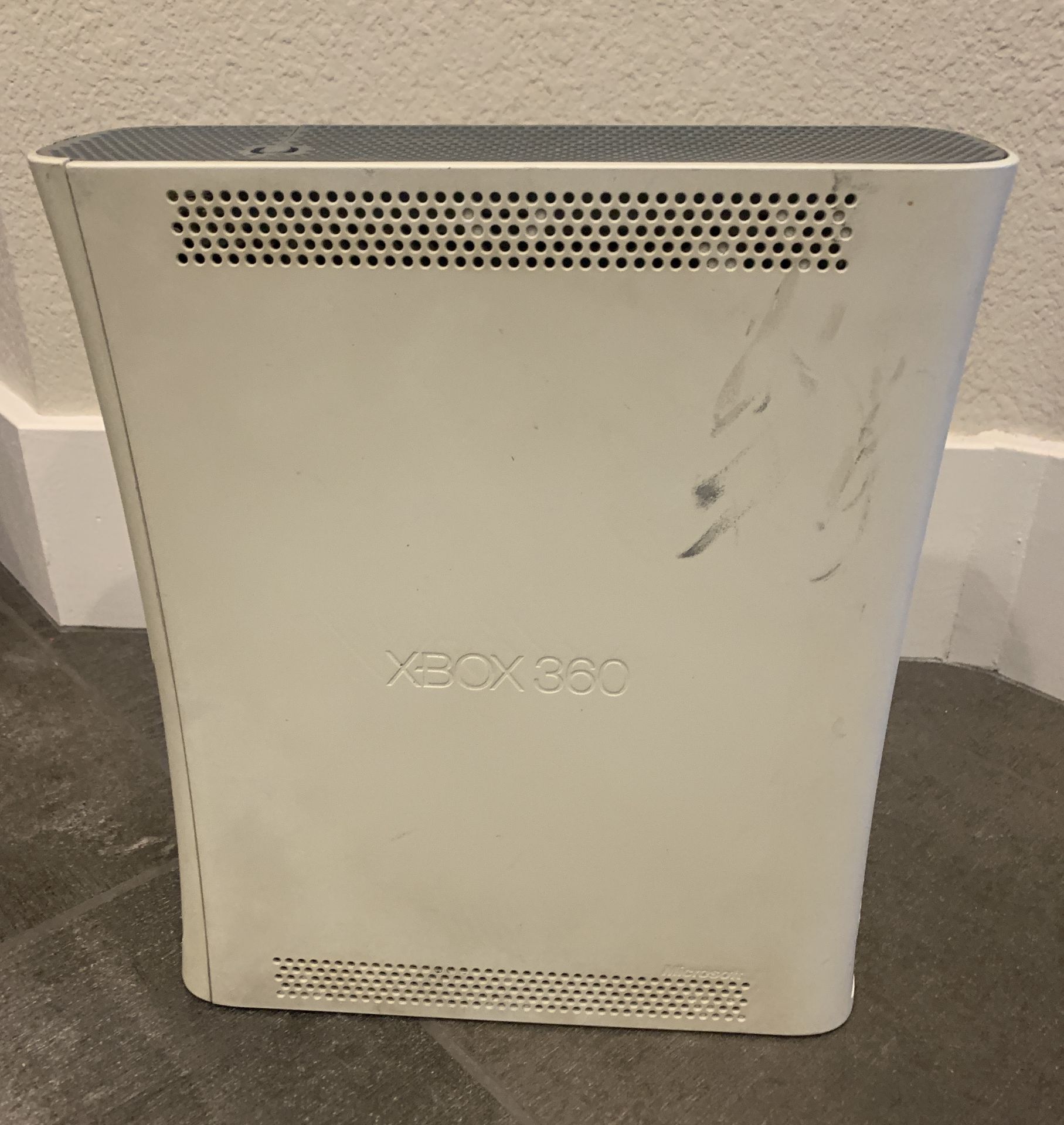 WHITE XBOX 360 GAME UNIT - Image 4 of 4