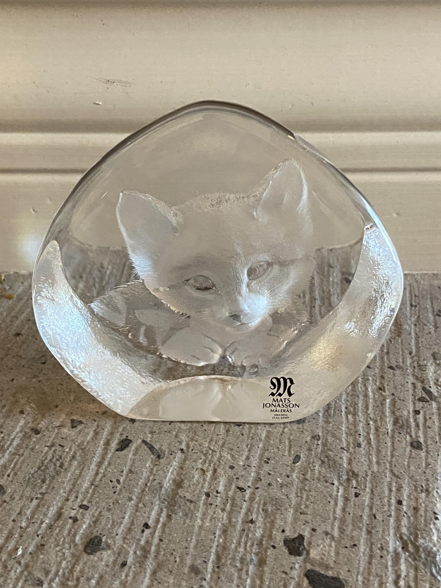 Mats Jonasson Maleras Sweden Full Lead Signed Crystal Cat Sculpture