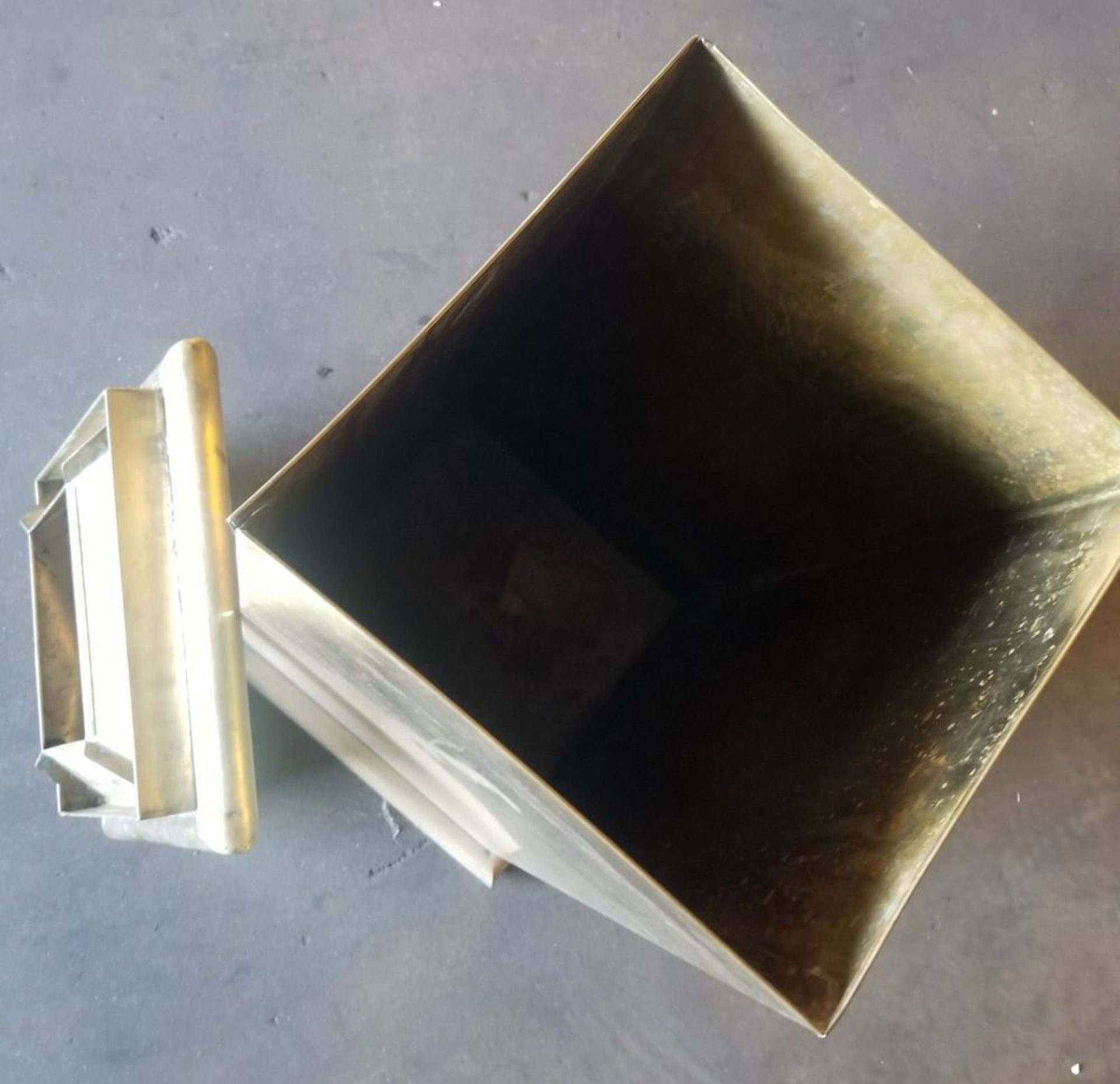 Brass Trashcan with Lid, Approximately 30"x12"x12" **Local Pick Up in LA Area - Image 5 of 5
