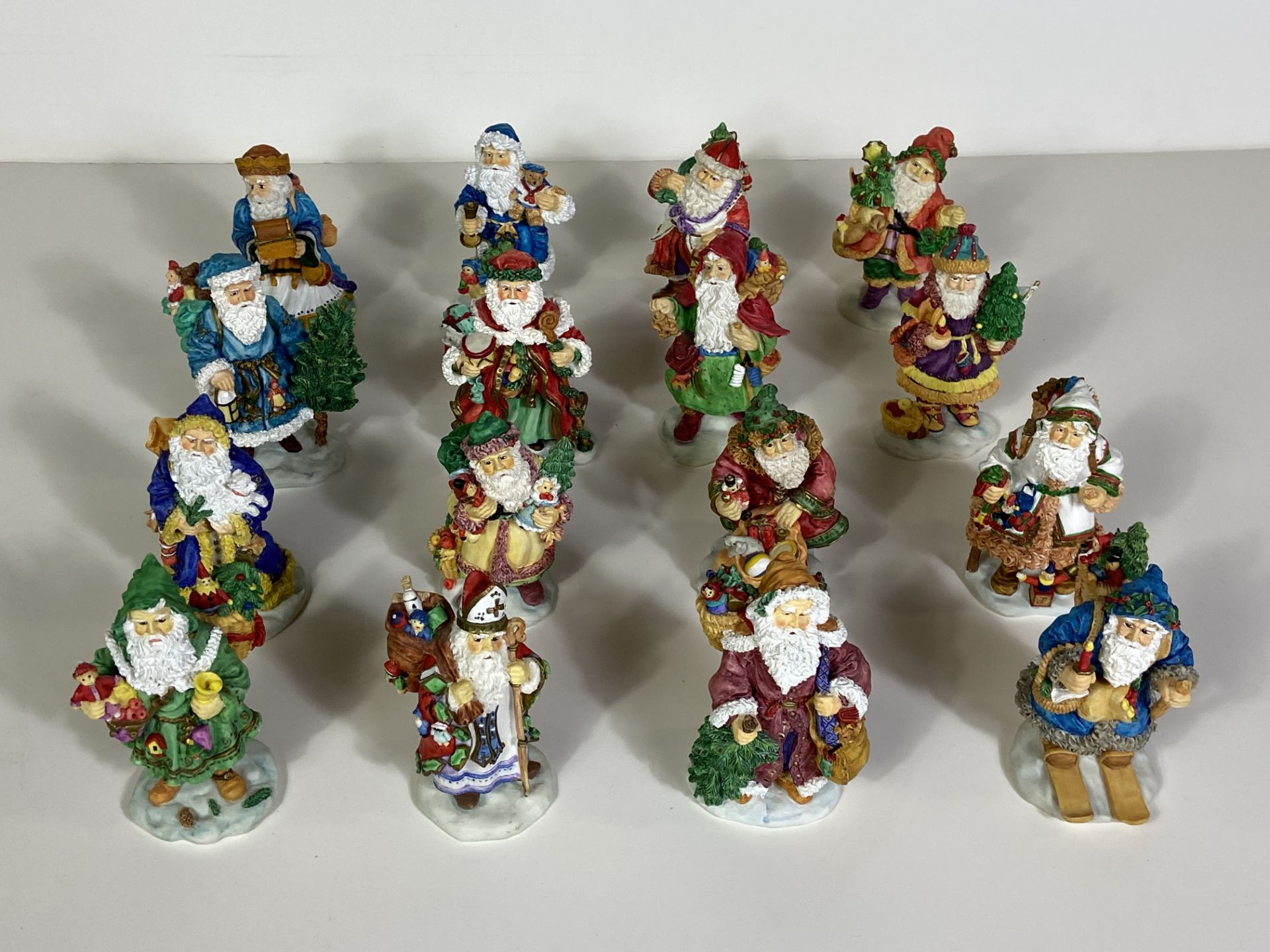 16 Bronson Collectables Katherine Stevenson Christmas/Santa Sculptures