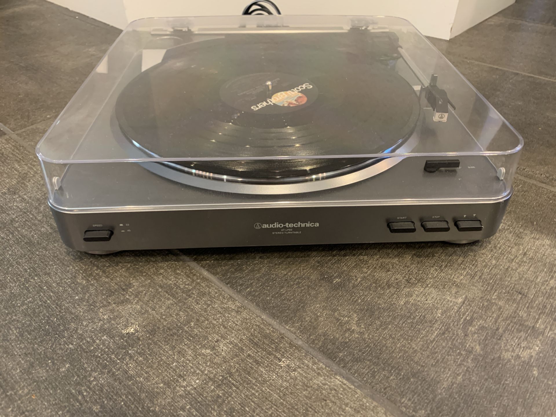 AUDIO TECHNIQUES RECORD LP PLAYER