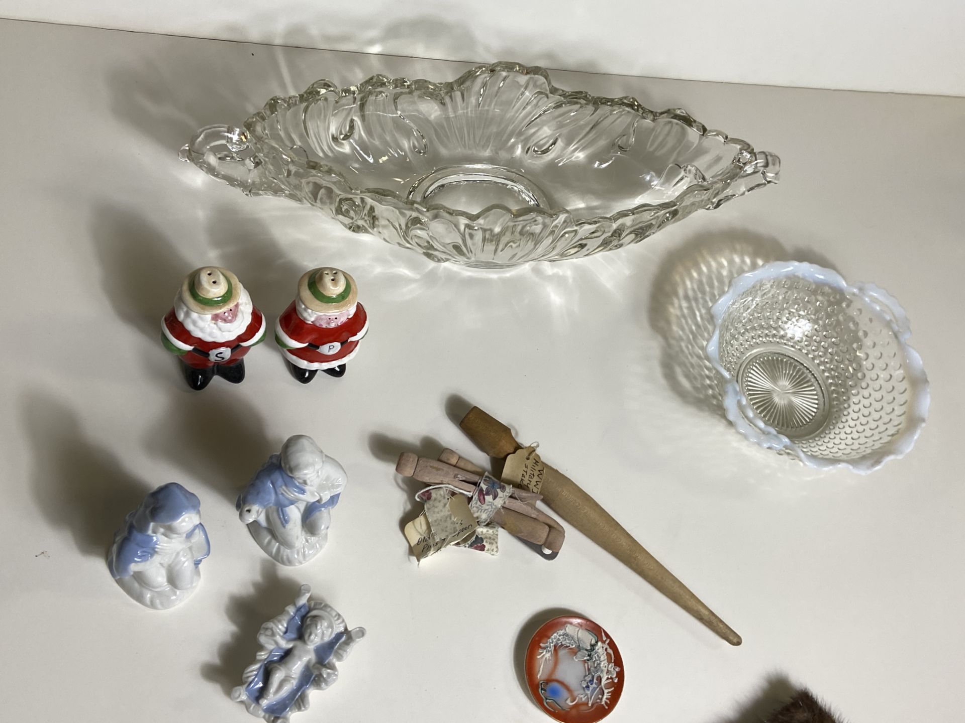Misc Glass Bowls, Santa Salt/Pepper Shakers, Christian Glass Sculptures, Mink Colar - Image 2 of 7