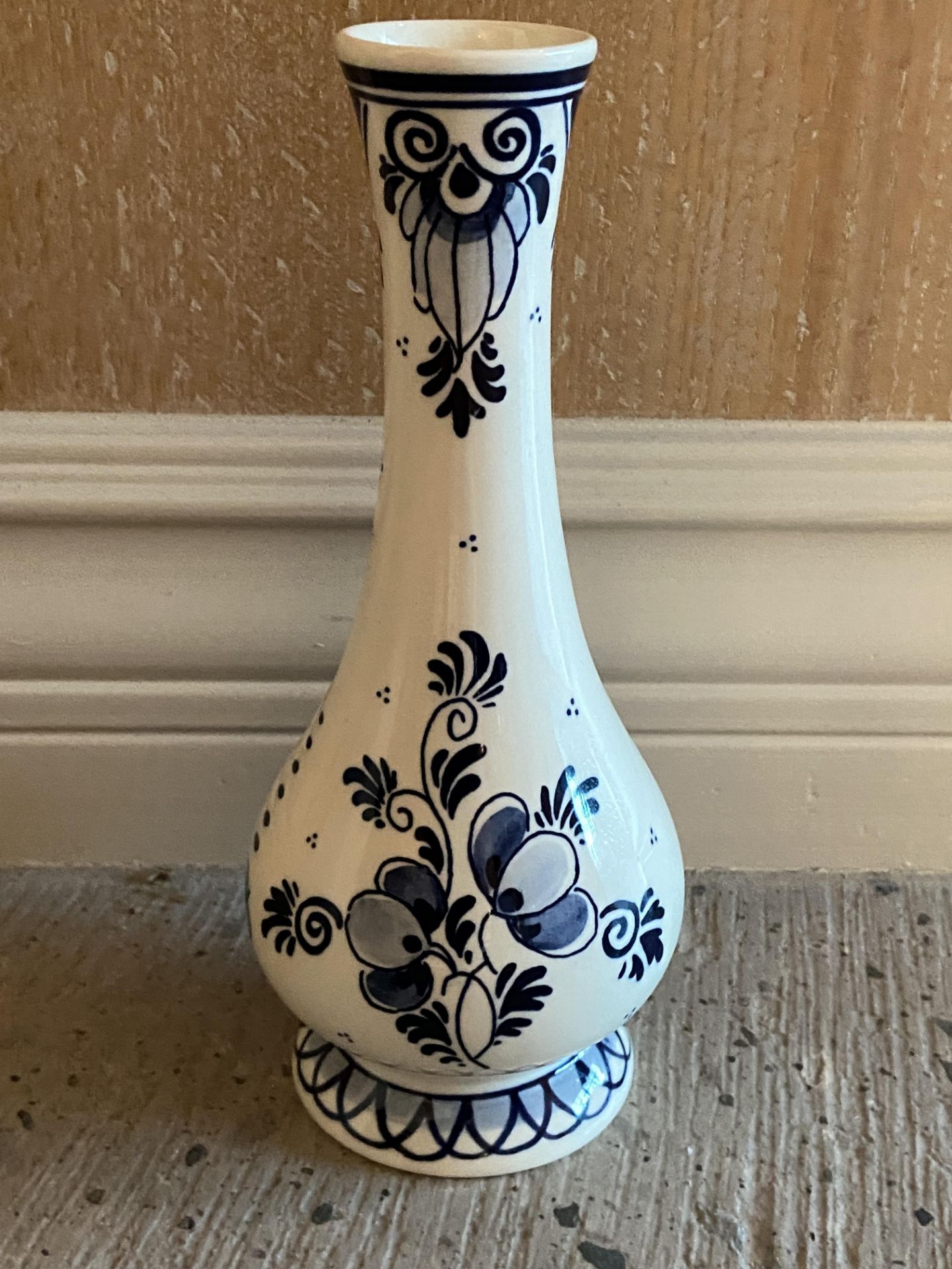 Royal Goedewaagen Delft White/Blue Vase - Image 3 of 4