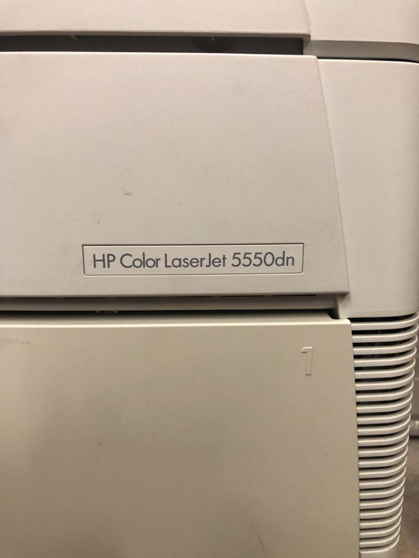 HP Color LaserJet 5550dn Printer on wheeled cart with extra trays - Image 5 of 6