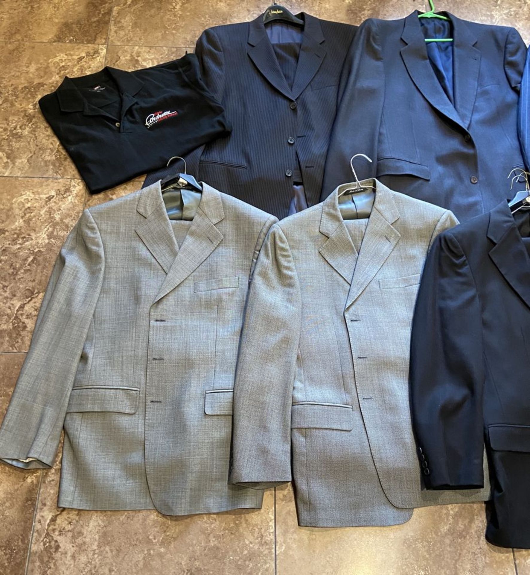 Collection of High End Men's Clothing: 6 Suits Size 42R, 1 Sport Jacket Size 42R, 1 Polo XL - Bild 3 aus 18