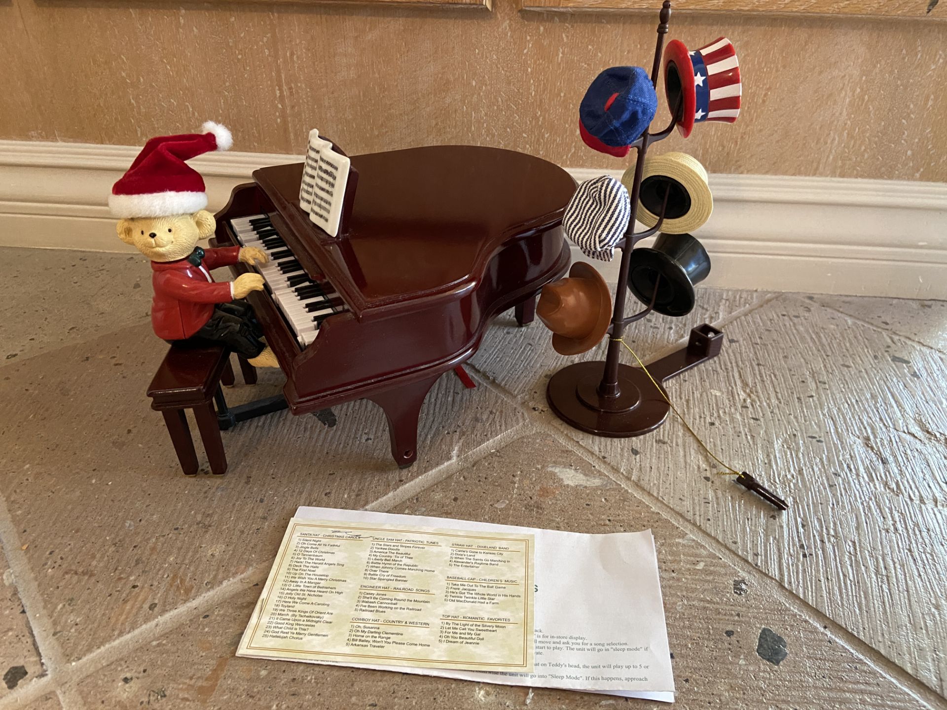 'Mr Christmas Teddy Takes Requests' Animated Piano Bear, Musical Hats, 60 Songs