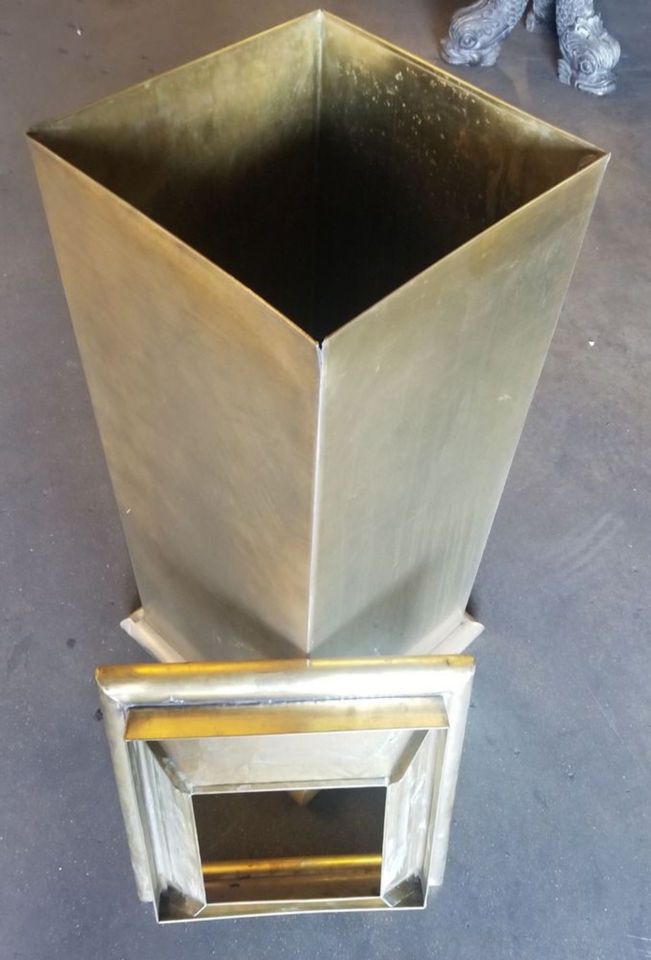 Brass Trashcan with Lid, Approximately 30"x12"x12" **Local Pick Up in LA Area - Image 4 of 5