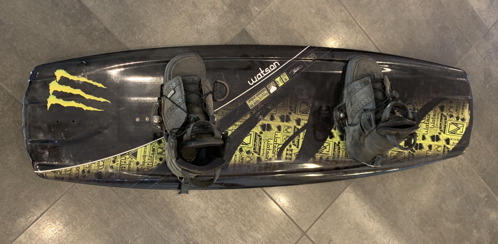 REDMON WATSON 138.3 X 43.9" WAKEBOARD YELLOW / BLACK $400 BOARD    GREAT CONDITION - Image 3 of 6