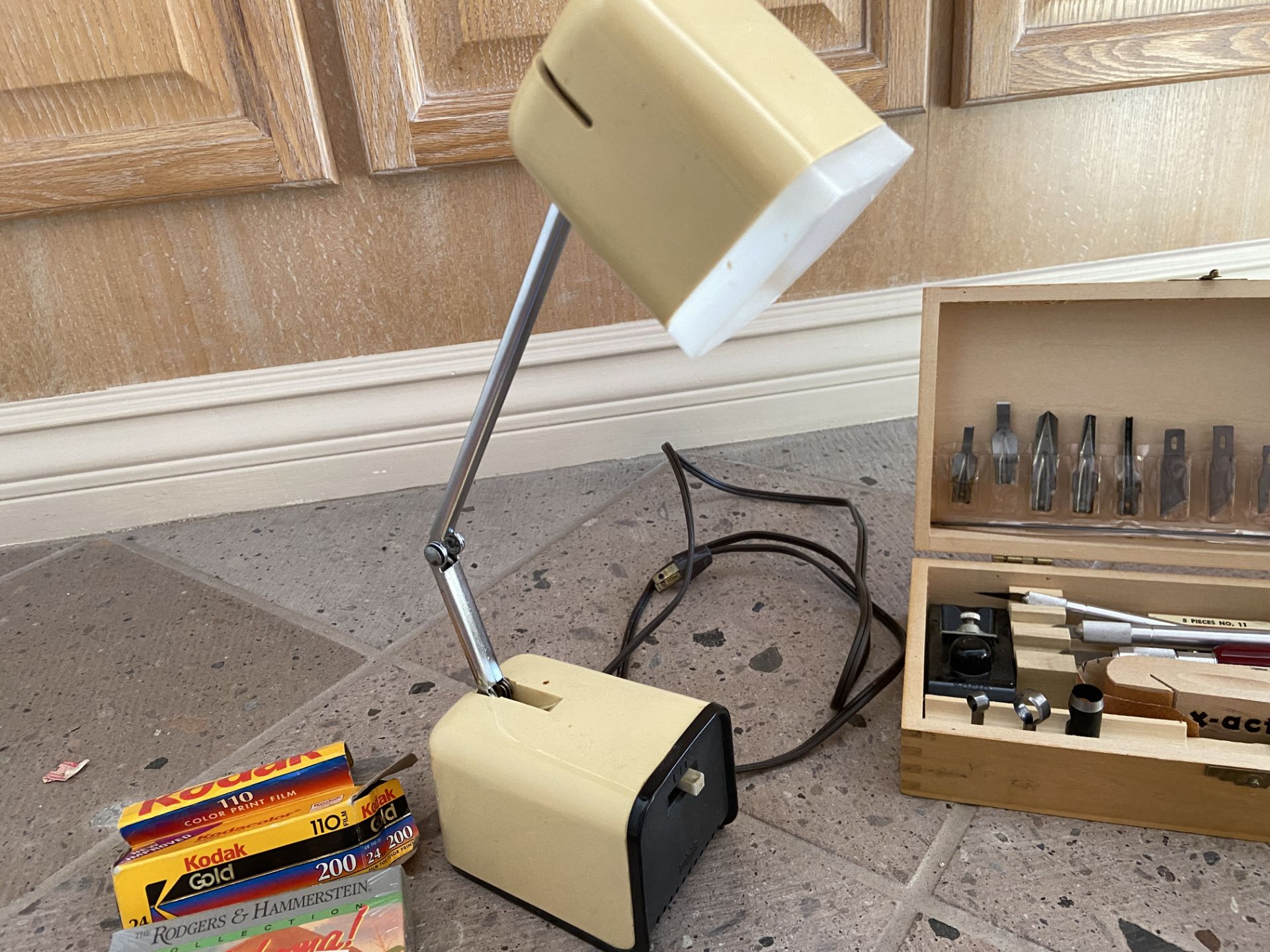 Vintage Collection of Desk Lamp, Misc other items - Bild 4 aus 6