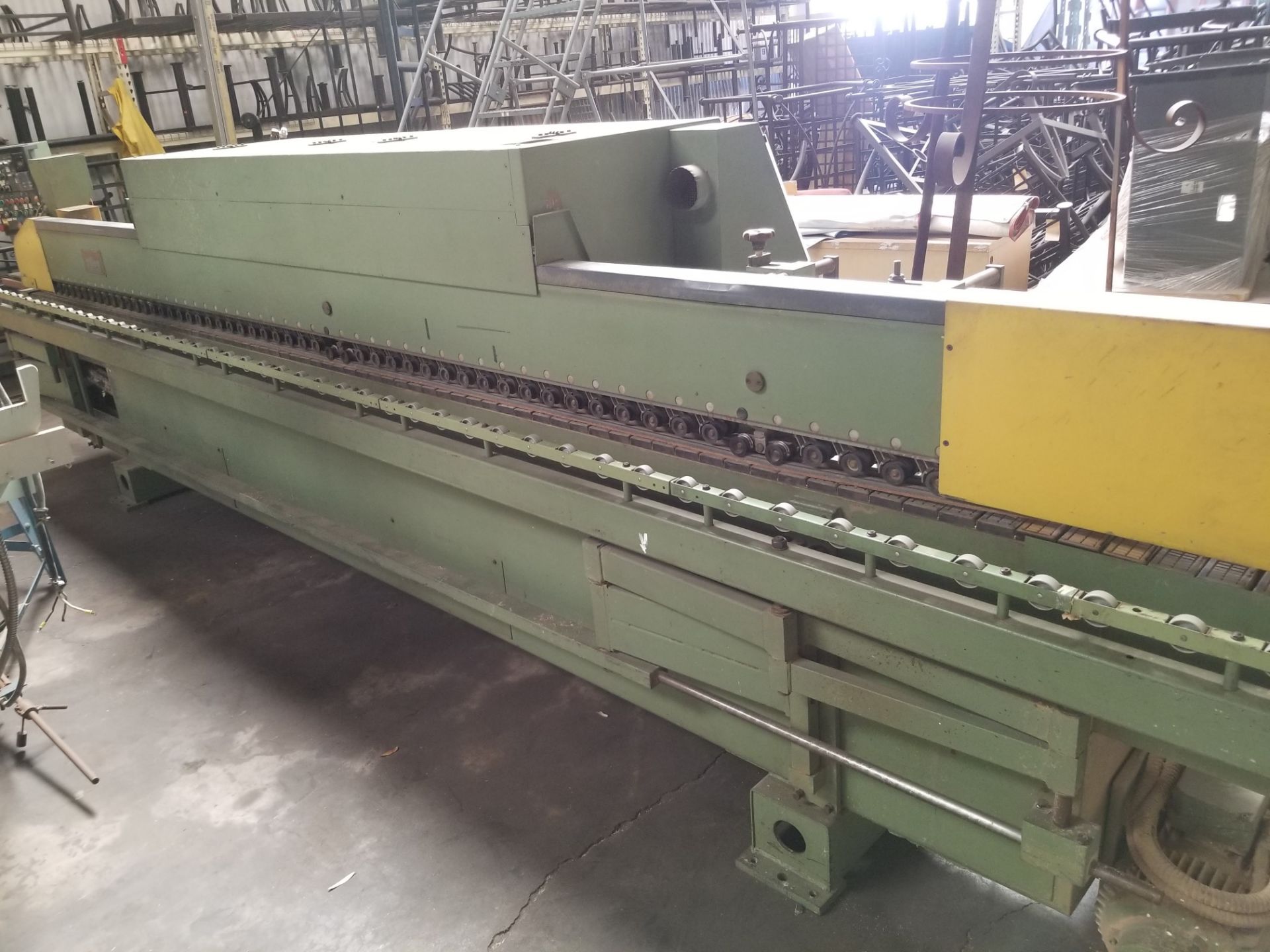 Homag SE7400 Edgebander with attached conveyor, Control panel, Infeed banding system with table,