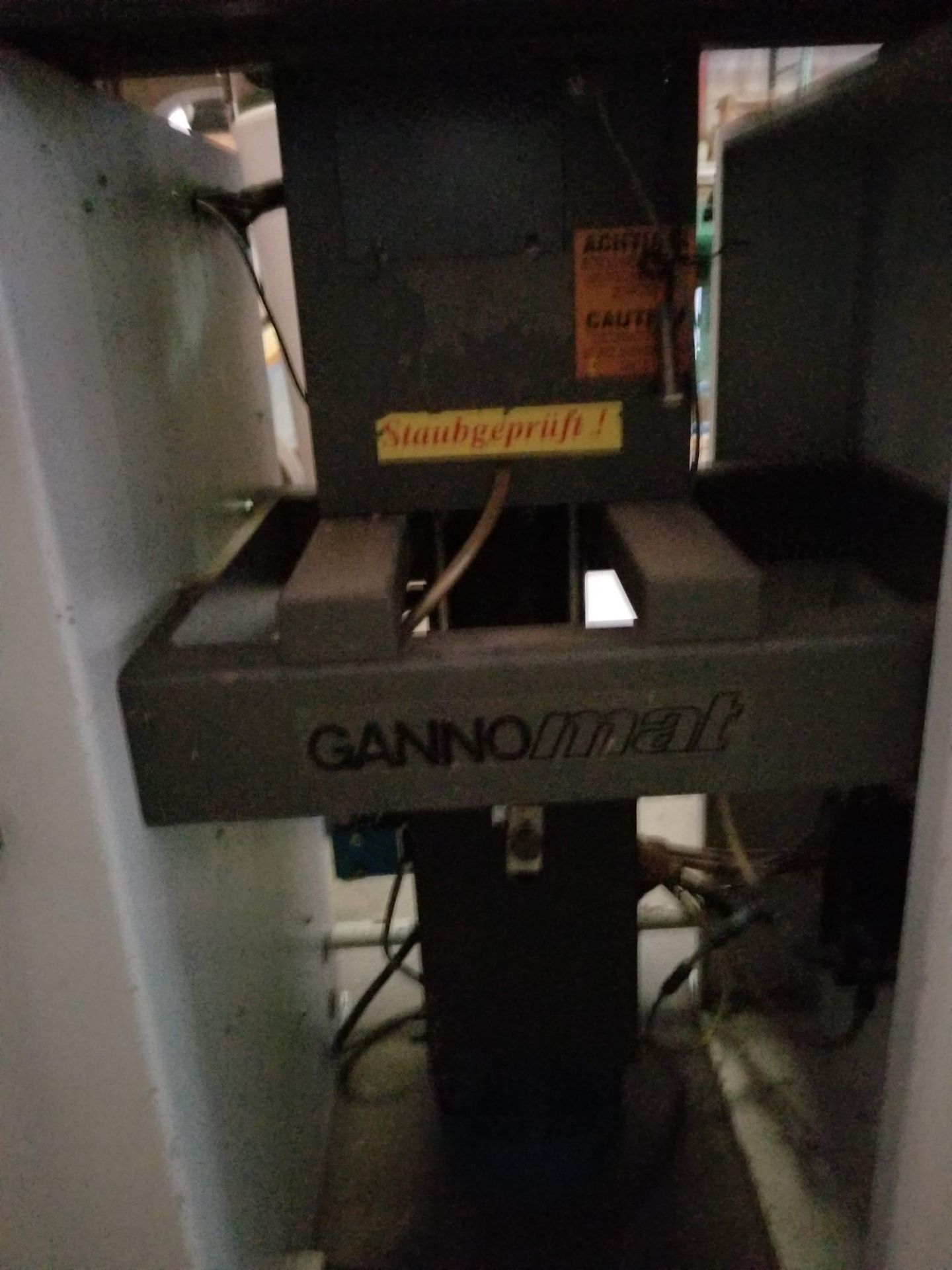 Gannomat Hinge Boring Machine, Type #271 1.5 hp, 3ph, Hinge drilling and insertion machine. Equipped - Image 6 of 7