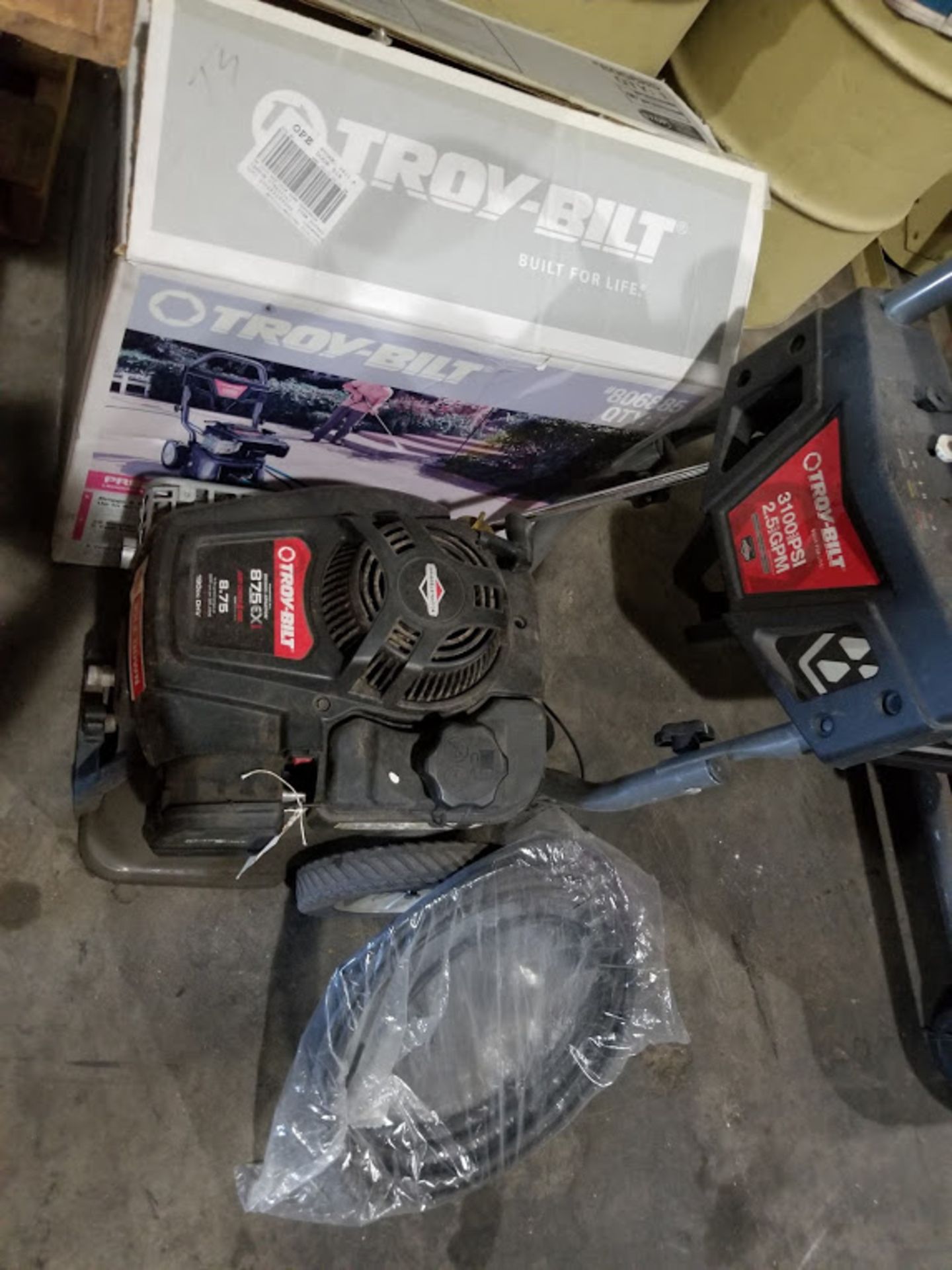 Troy-Bilt 3100-PSI 2.5-GPM Cold Water Gas Pressure Washer with Briggs & Stratton Engine CARB, - Image 3 of 3