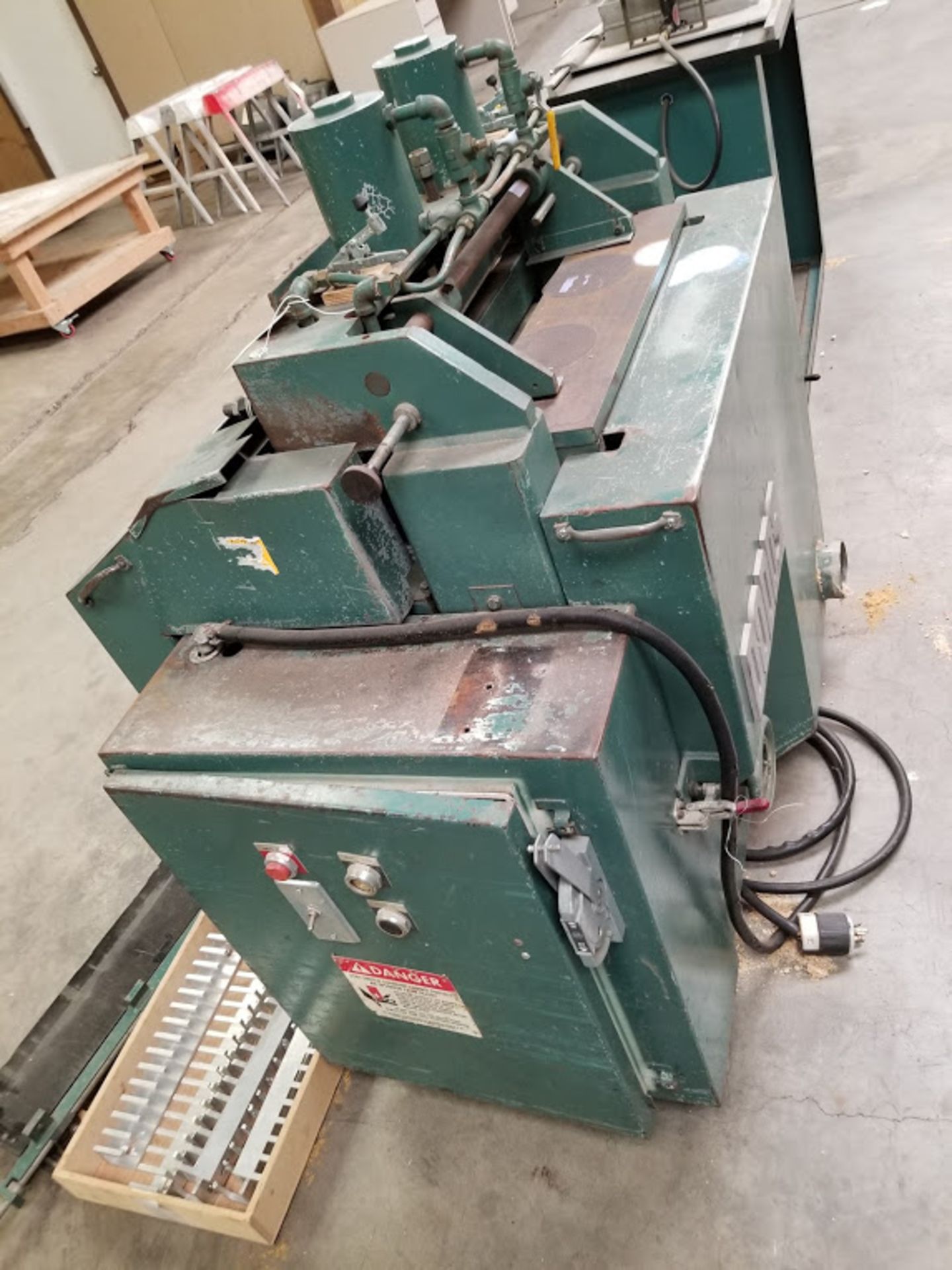 Dodds 15 Spindle Dovetailer, Model #SE-15, 3HP 208-230/460 Volt 3 phase Motor, with foot pedal - Image 2 of 7