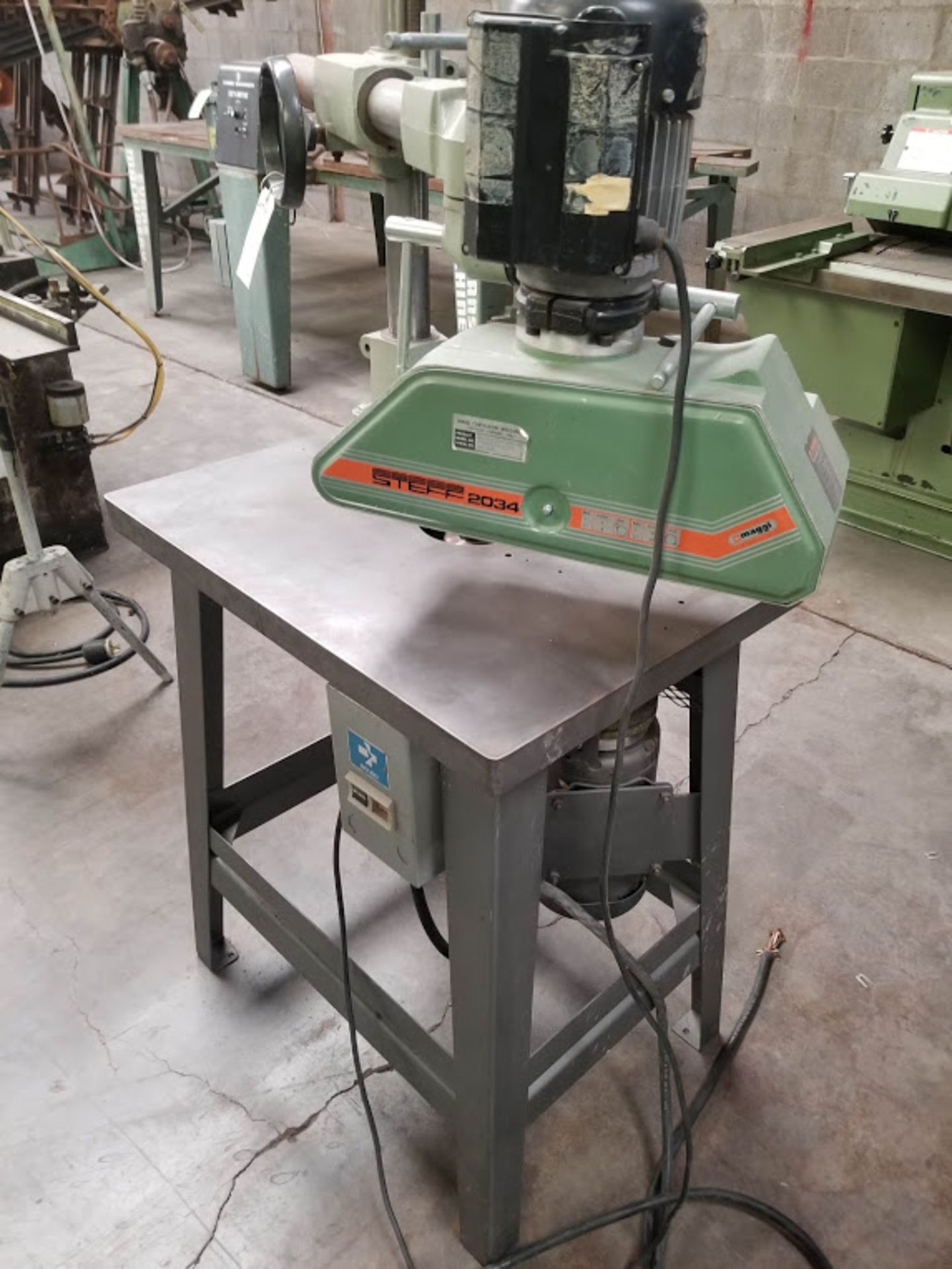 Weaver Wood Shaper, 3/4" Spindle, 3 HP 208-230/460 volt 3 phase Motor & Maggi Powerfeeder, Steff - Image 2 of 5