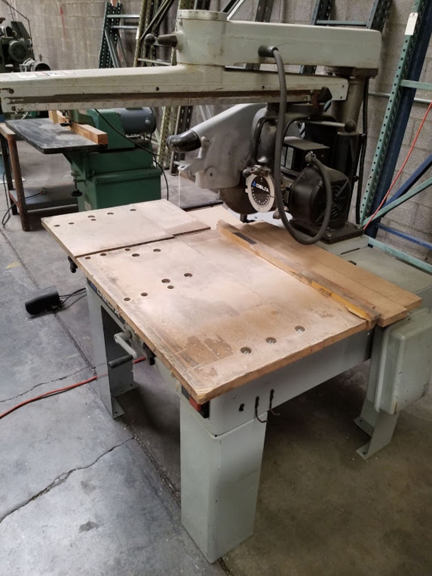Delta 18" Radial Arm Saw, Model #33-421, 7-1/2" HP 230 volt 3phase - Image 2 of 5