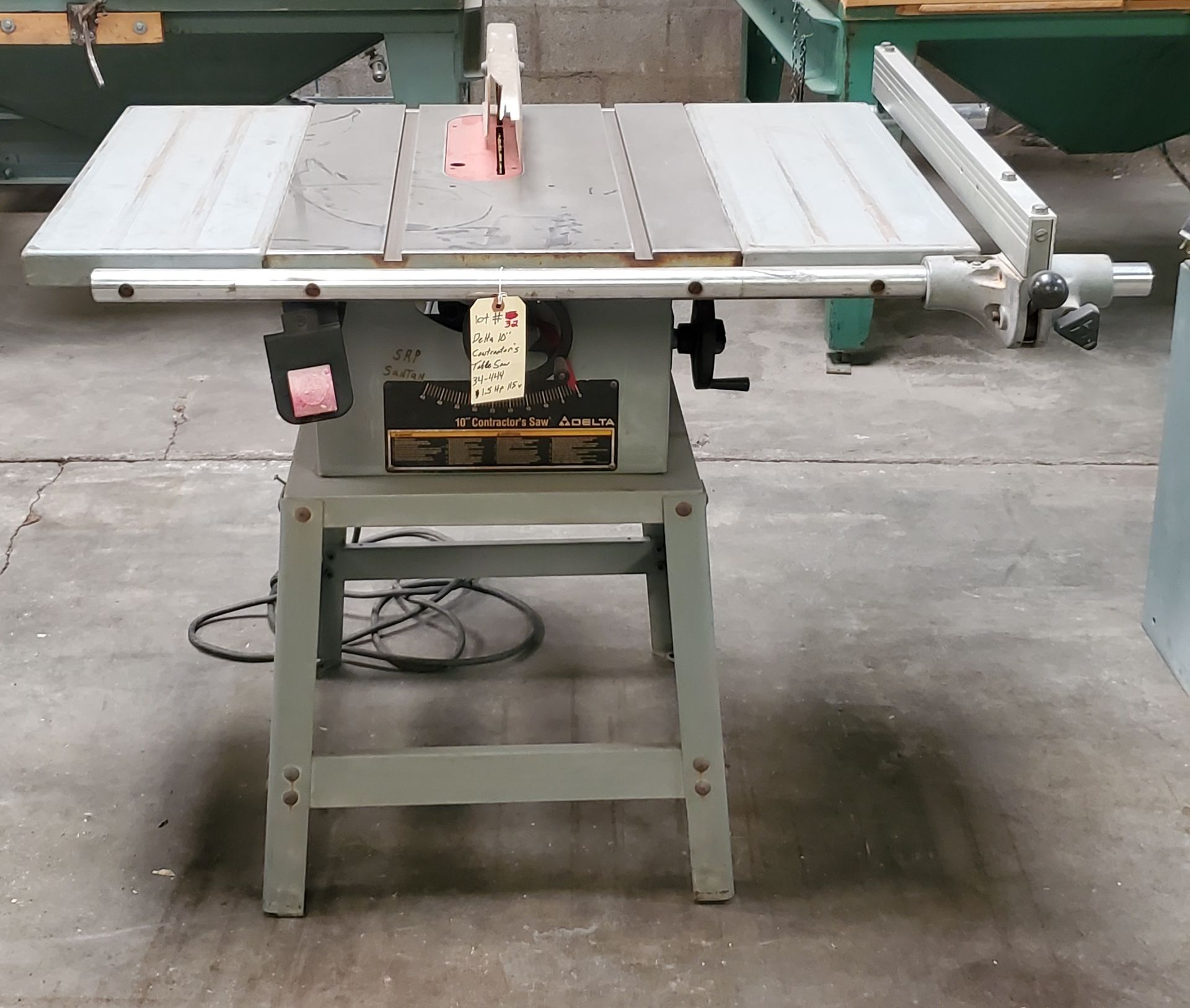 Delta 10" Contractor Table Saw, Model #34-444 1.5 HP 115/230 Volts 1 phase Motor